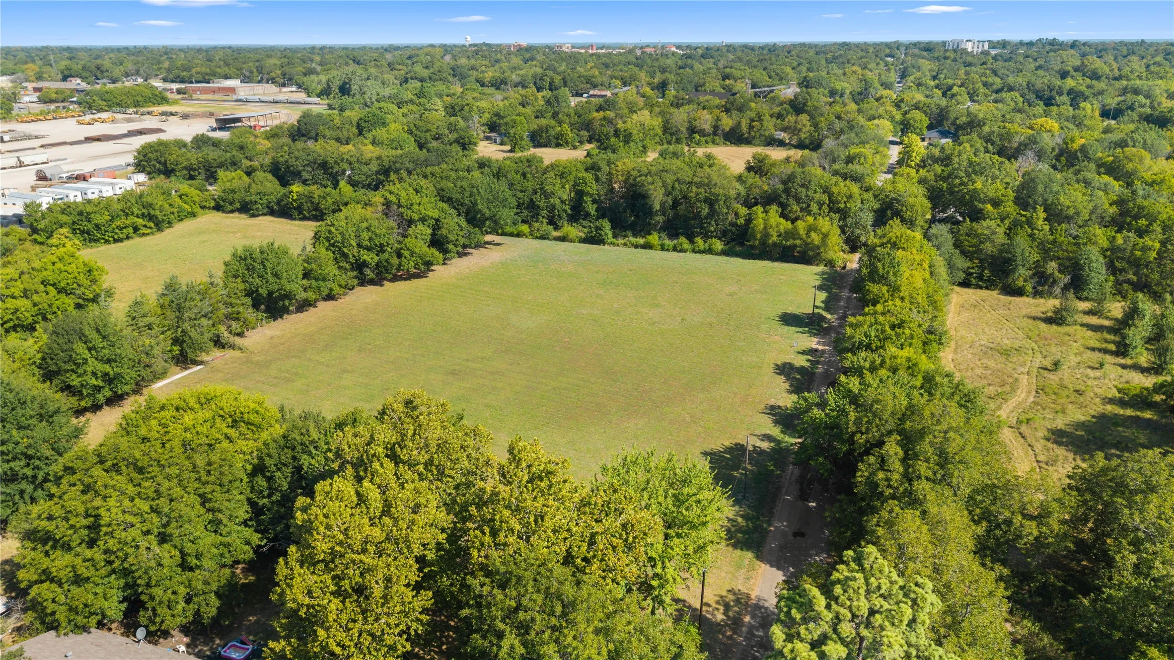 Unimproved Land For Sale in Lamar County , 1500 Paris Boulevard, Paris, Texas 75460, 0, 0, Garage spaces, 0 Sqft, built in 0, mls#21365572, Real Estate Agent in Paris, Homes For Sale in Lamar county, Homes For Sale in Paris, Realtor in Paris Texas, Real Estate Brokerage Independent Realty Texas, Luminita Cordes Realtor