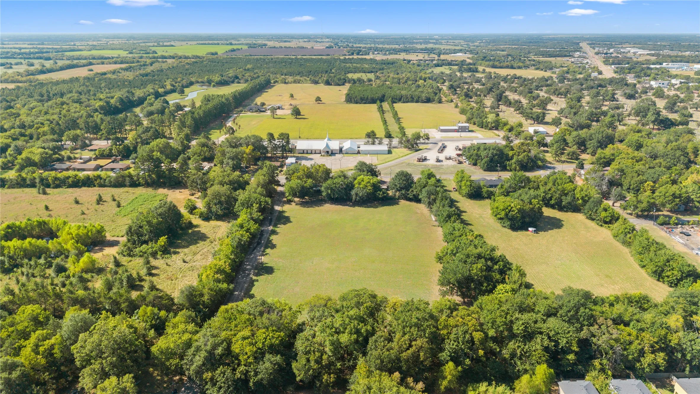 Unimproved Land For Sale in Lamar County , 1500 Paris Boulevard, Paris, Texas 75460, 0, 0, Garage spaces, 0 Sqft, built in 0, mls#21365572, Real Estate Agent in Paris, Homes For Sale in Lamar county, Homes For Sale in Paris, Realtor in Paris Texas, Real Estate Brokerage Independent Realty Texas, Luminita Cordes Realtor
