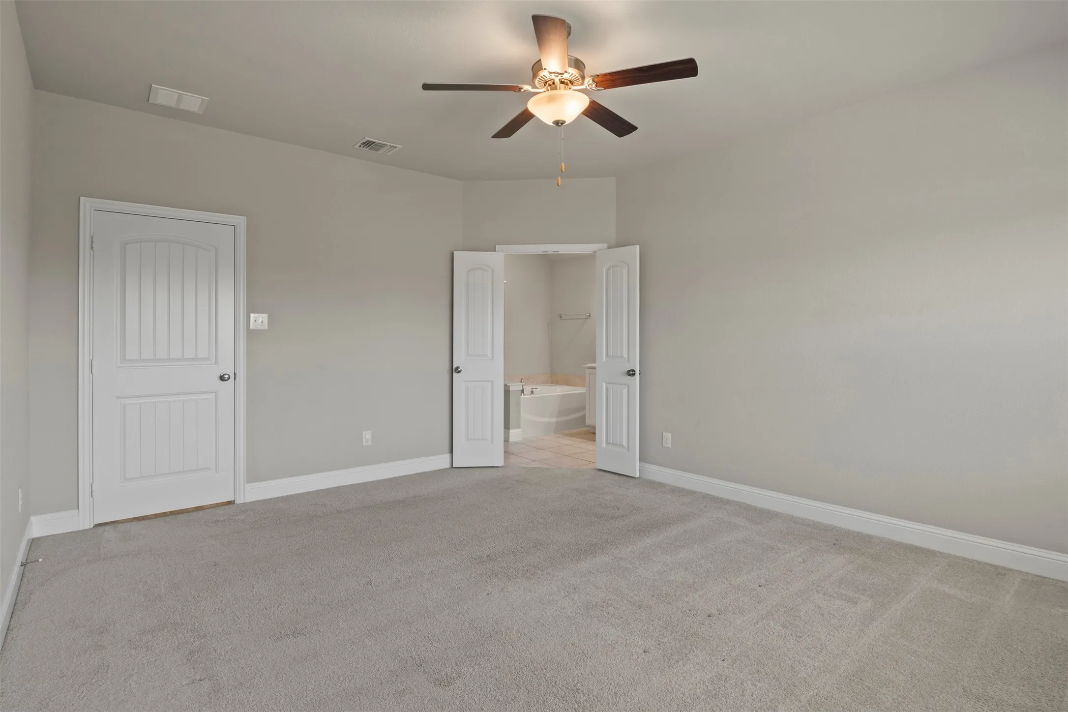 Single Family Residence For Sale in Kaufman County , 2305 Mount Olive Lane, Forney, Texas 75126, 3 Bedroom, 2 Bathroom, 2 Garage spaces, 2,151 Sqft, built in 2018, mls#21365994, Real Estate Agent in Forney, Homes For Sale in Kaufman county, Homes For Sale in Forney, Realtor in Forney Texas, Real Estate Brokerage Independent Realty Texas, Luminita Cordes Realtor