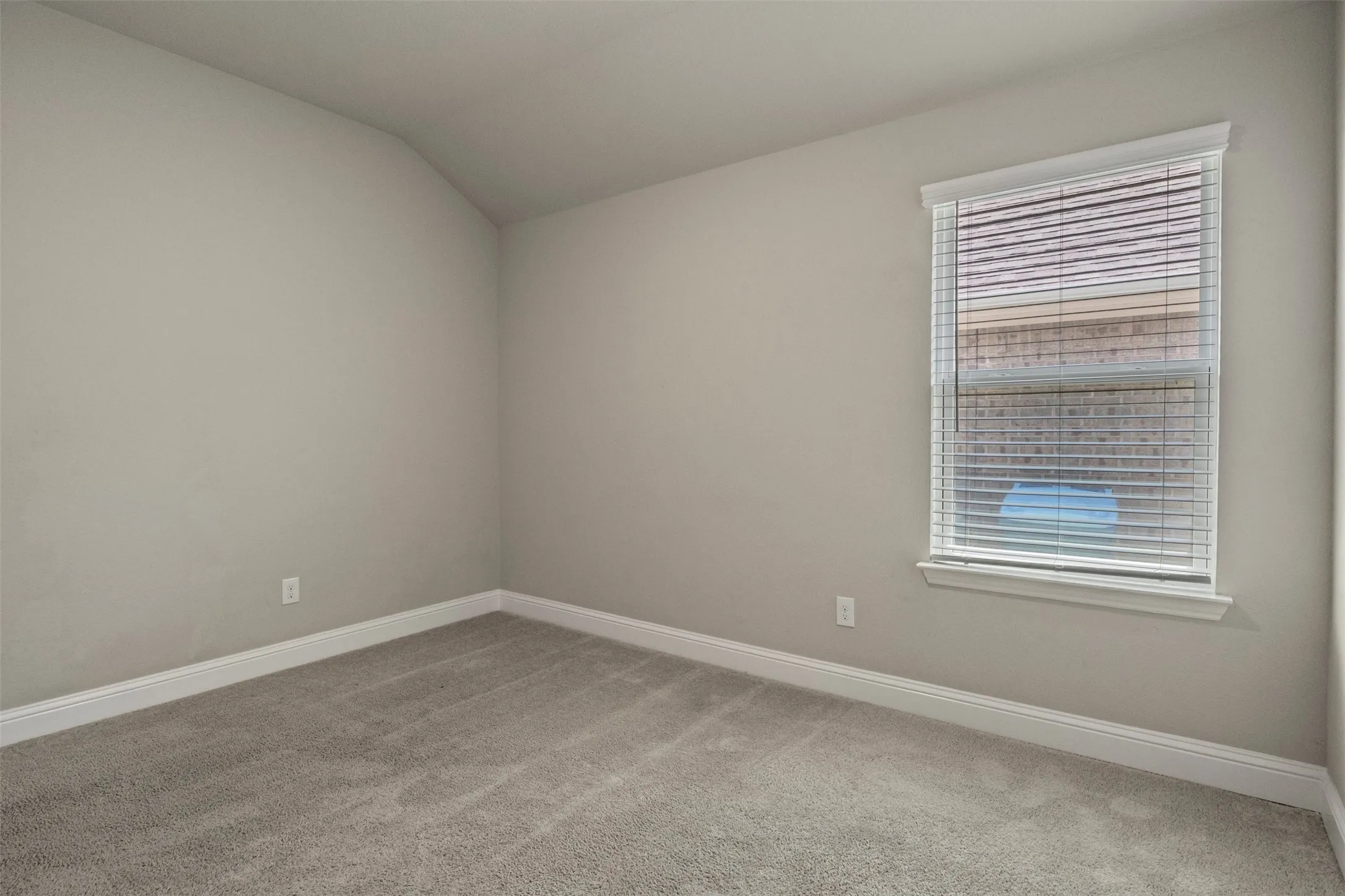 Single Family Residence For Sale in Kaufman County , 2305 Mount Olive Lane, Forney, Texas 75126, 3 Bedroom, 2 Bathroom, 2 Garage spaces, 2,151 Sqft, built in 2018, mls#21365994, Real Estate Agent in Forney, Homes For Sale in Kaufman county, Homes For Sale in Forney, Realtor in Forney Texas, Real Estate Brokerage Independent Realty Texas, Luminita Cordes Realtor