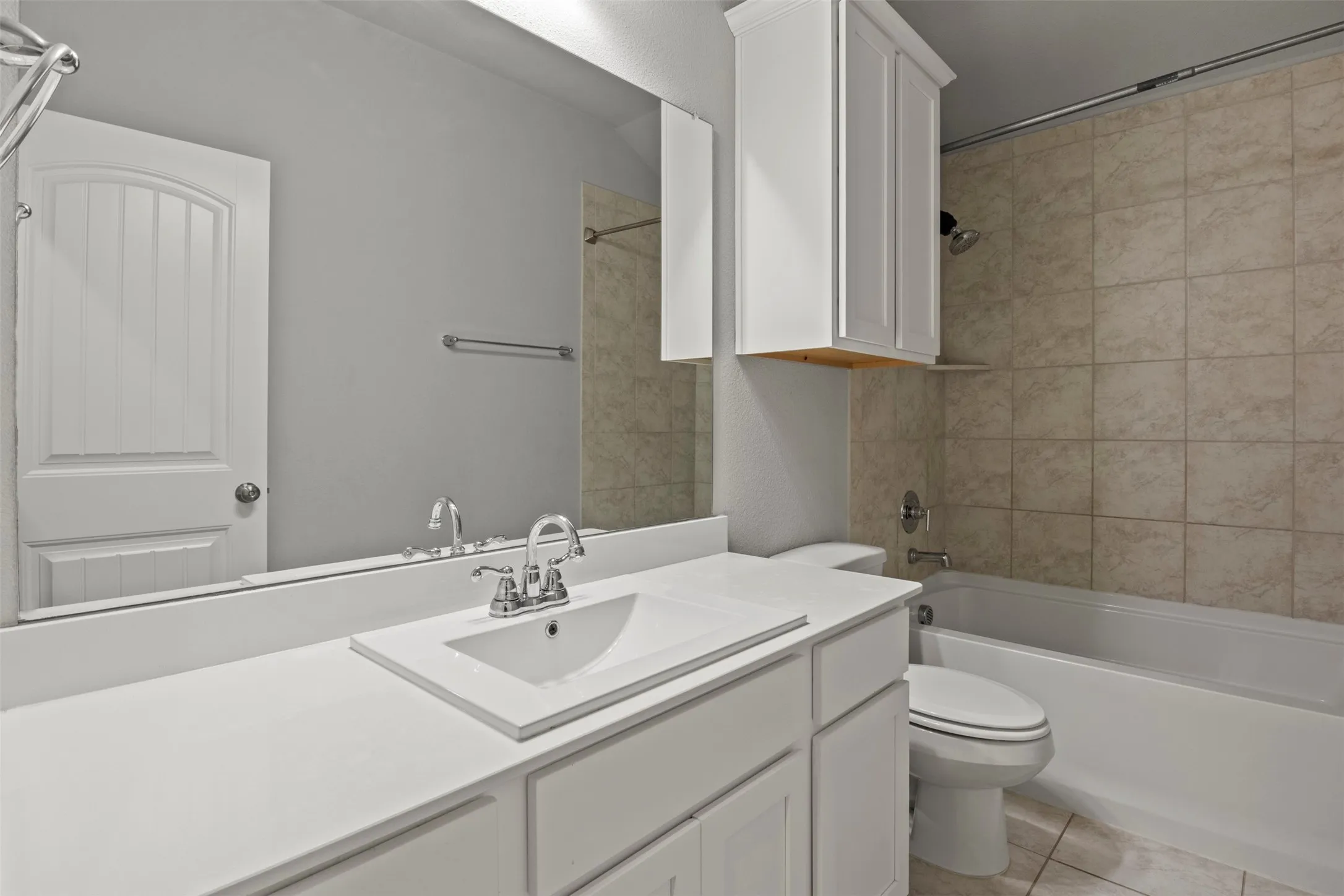 Single Family Residence For Sale in Kaufman County , 2305 Mount Olive Lane, Forney, Texas 75126, 3 Bedroom, 2 Bathroom, 2 Garage spaces, 2,151 Sqft, built in 2018, mls#21365994, Real Estate Agent in Forney, Homes For Sale in Kaufman county, Homes For Sale in Forney, Realtor in Forney Texas, Real Estate Brokerage Independent Realty Texas, Luminita Cordes Realtor
