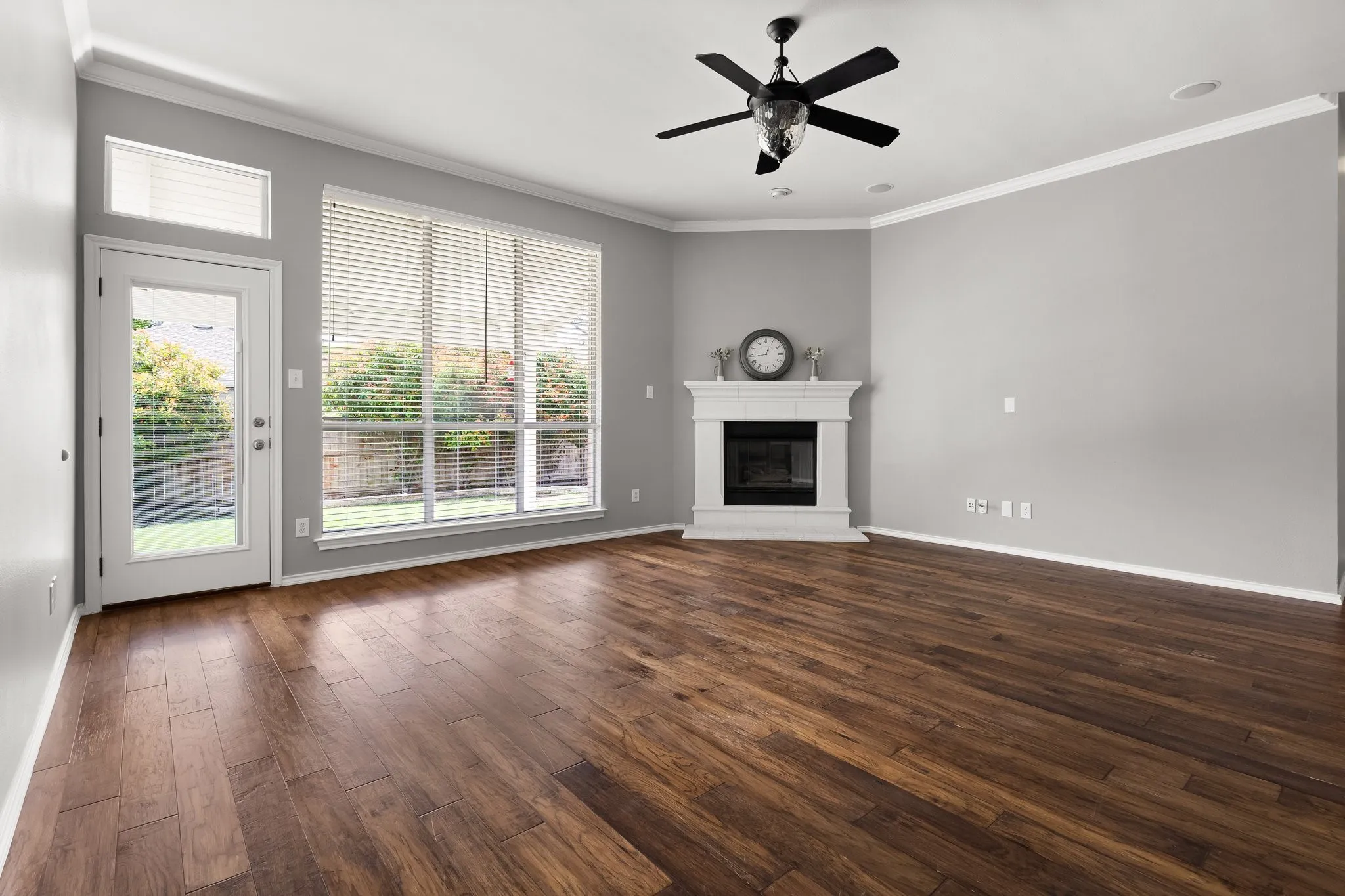 Single Family Residence For Rent in Denton County , 1601 Crabapple Lane, Flower Mound, Texas 75028, 3 Bedroom, 2 Bathroom, 2 Garage spaces, 2,023 Sqft, built in 1997, mls#21365987, Real Estate Agent in Flower Mound, Homes For Rent in Denton county, Homes For Rent in Flower Mound, Realtor in Flower Mound Texas, Real Estate Brokerage Independent Realty Texas, Luminita Cordes Realtor