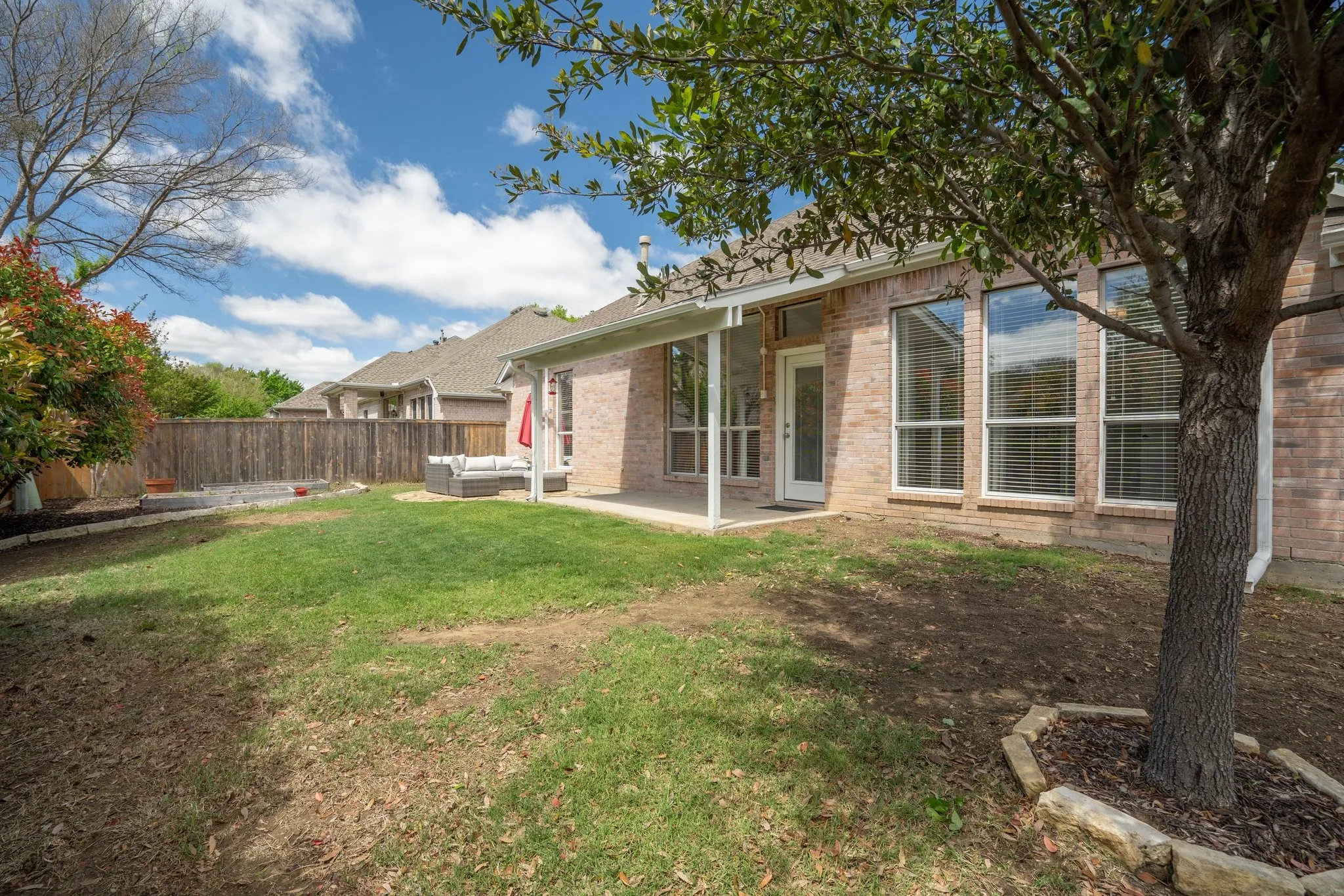 Single Family Residence For Rent in Denton County , 1601 Crabapple Lane, Flower Mound, Texas 75028, 3 Bedroom, 2 Bathroom, 2 Garage spaces, 2,023 Sqft, built in 1997, mls#21365987, Real Estate Agent in Flower Mound, Homes For Rent in Denton county, Homes For Rent in Flower Mound, Realtor in Flower Mound Texas, Real Estate Brokerage Independent Realty Texas, Luminita Cordes Realtor