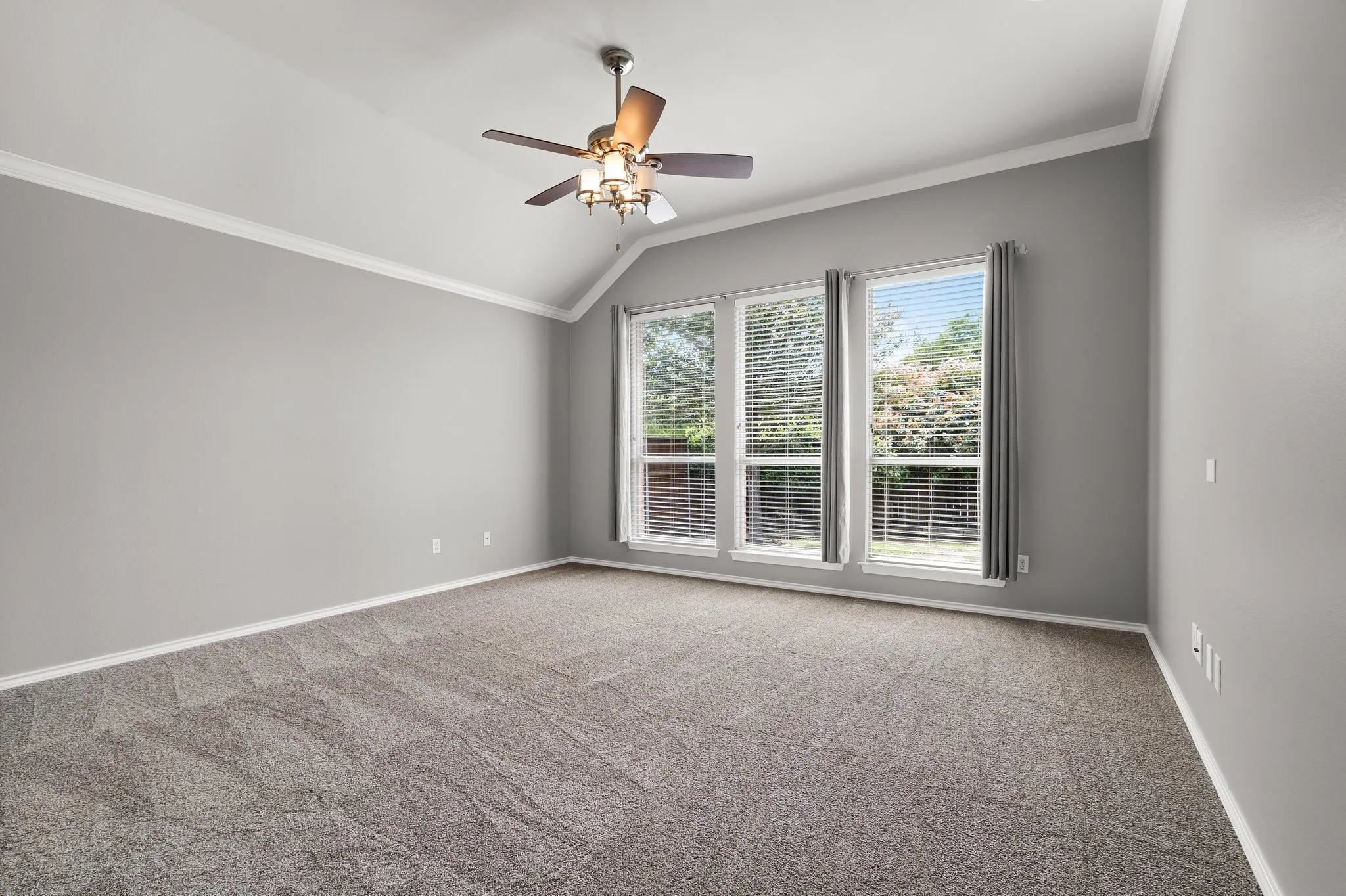 Single Family Residence For Rent in Denton County , 1601 Crabapple Lane, Flower Mound, Texas 75028, 3 Bedroom, 2 Bathroom, 2 Garage spaces, 2,023 Sqft, built in 1997, mls#21365987, Real Estate Agent in Flower Mound, Homes For Rent in Denton county, Homes For Rent in Flower Mound, Realtor in Flower Mound Texas, Real Estate Brokerage Independent Realty Texas, Luminita Cordes Realtor