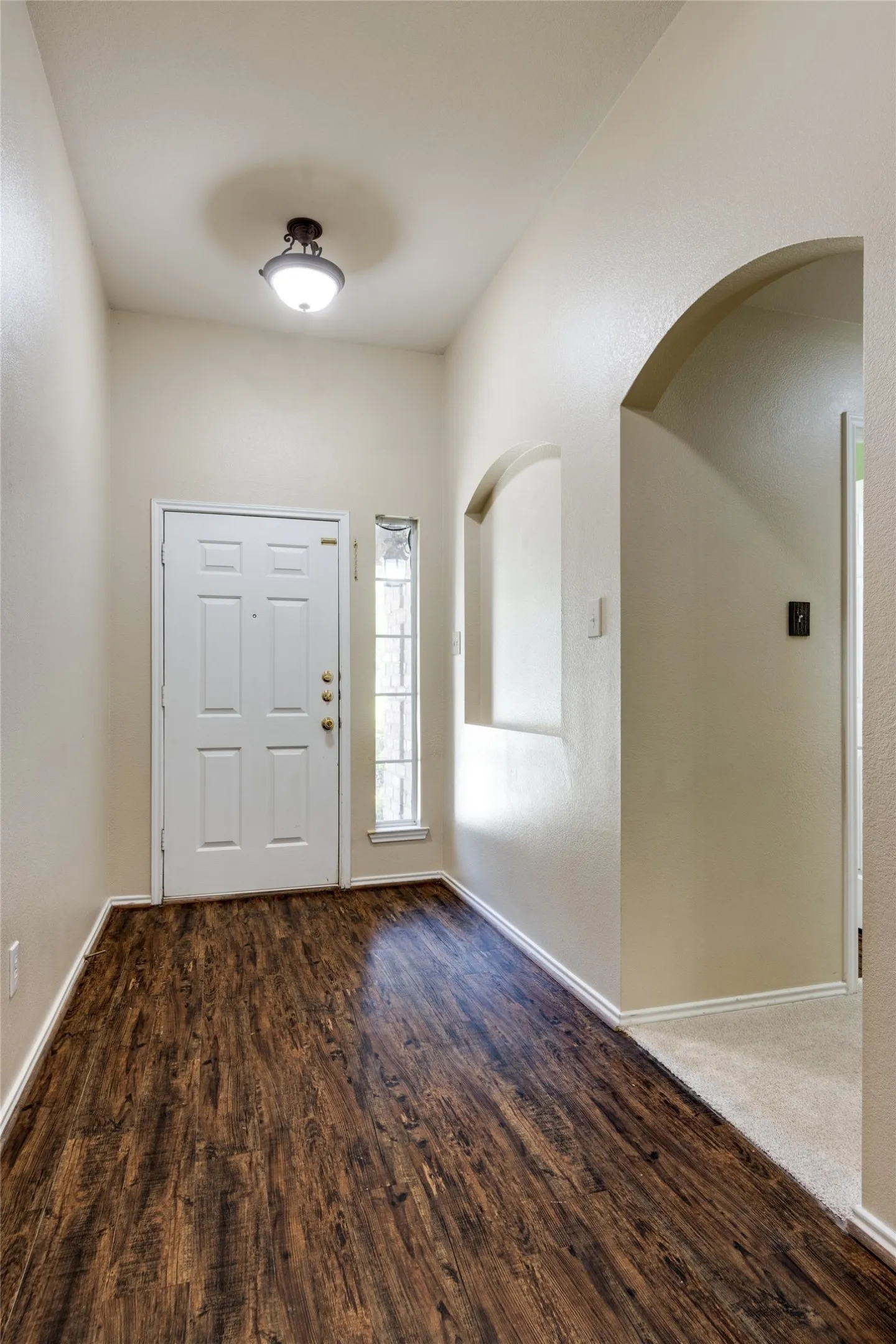 Single Family Residence For Sale in Denton County , 1900 Creek Crossing Drive, Fort Worth, Texas 76247, 3 Bedroom, 2 Bathroom, 2 Garage spaces, 1,707 Sqft, built in 2004, mls#21364362, Real Estate Agent in Fort Worth, Homes For Sale in Denton county, Homes For Sale in Fort Worth, Realtor in Fort Worth Texas, Real Estate Brokerage Independent Realty Texas, Luminita Cordes Realtor