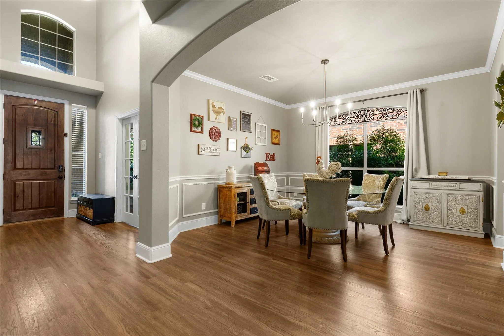Single Family Residence For Sale in Tarrant County , 8012 Red River Run, North Richland Hills, Texas 76180, 6 Bedroom, 4 Bathroom, 3 Garage spaces, 4,321 Sqft, built in 2012, mls#21362598, Real Estate Agent in North Richland Hills, Homes For Sale in Tarrant county, Homes For Sale in North Richland Hills, Realtor in North Richland Hills Texas, Real Estate Brokerage Independent Realty Texas, Luminita Cordes Realtor