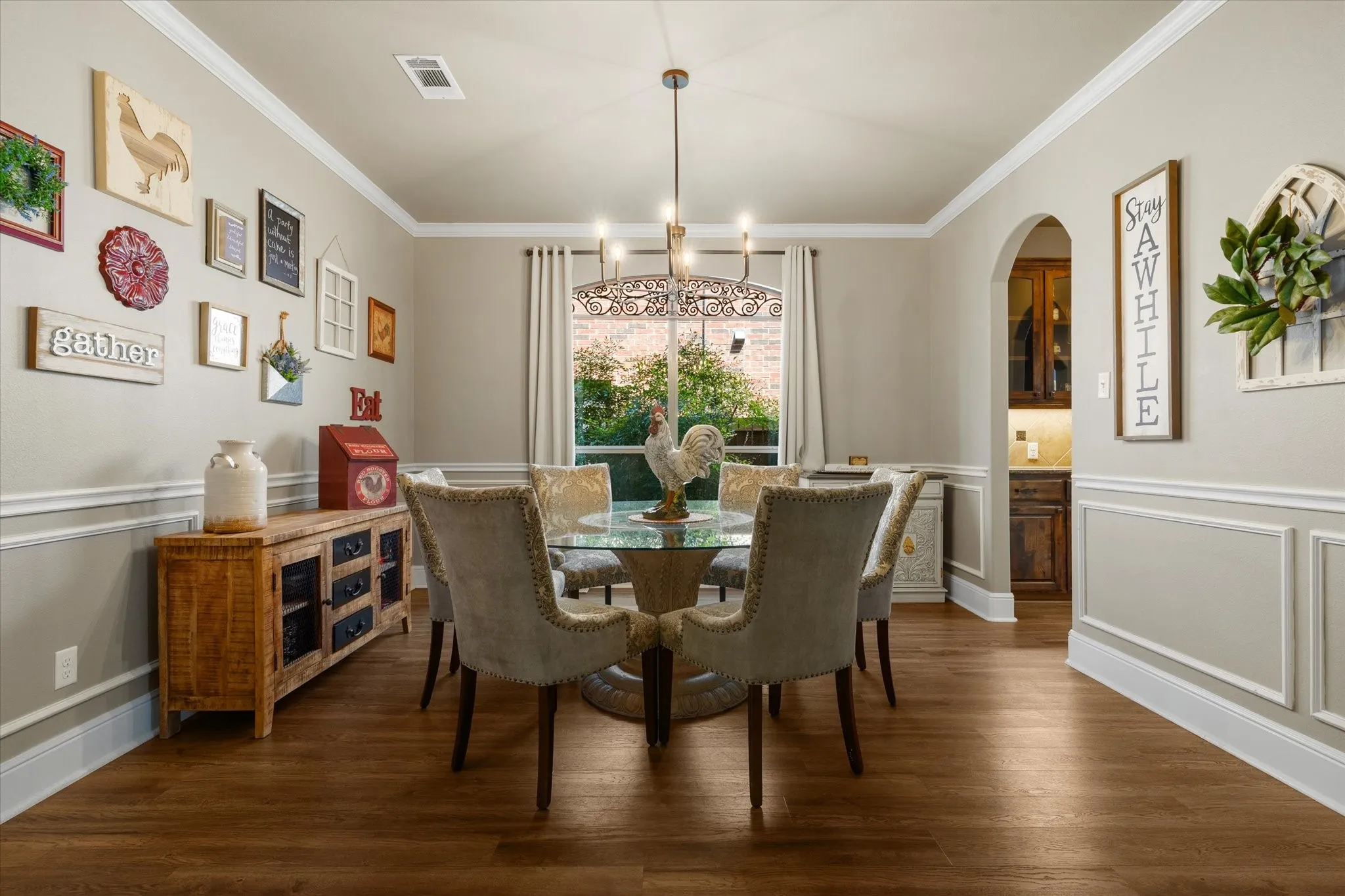 Single Family Residence For Sale in Tarrant County , 8012 Red River Run, North Richland Hills, Texas 76180, 6 Bedroom, 4 Bathroom, 3 Garage spaces, 4,321 Sqft, built in 2012, mls#21362598, Real Estate Agent in North Richland Hills, Homes For Sale in Tarrant county, Homes For Sale in North Richland Hills, Realtor in North Richland Hills Texas, Real Estate Brokerage Independent Realty Texas, Luminita Cordes Realtor