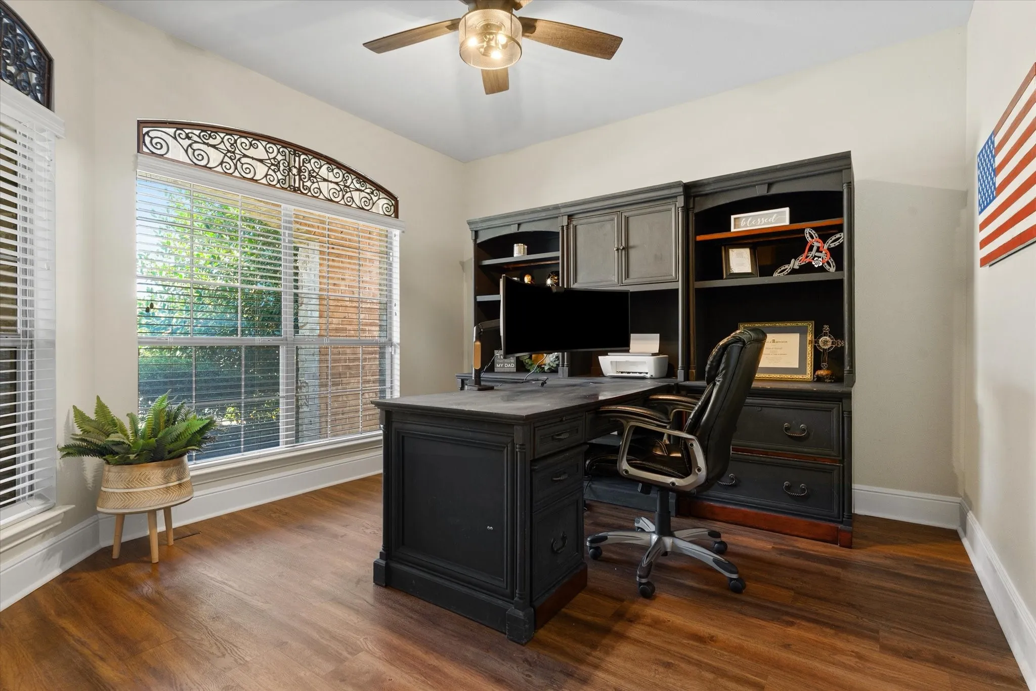 Single Family Residence For Sale in Tarrant County , 8012 Red River Run, North Richland Hills, Texas 76180, 6 Bedroom, 4 Bathroom, 3 Garage spaces, 4,321 Sqft, built in 2012, mls#21362598, Real Estate Agent in North Richland Hills, Homes For Sale in Tarrant county, Homes For Sale in North Richland Hills, Realtor in North Richland Hills Texas, Real Estate Brokerage Independent Realty Texas, Luminita Cordes Realtor