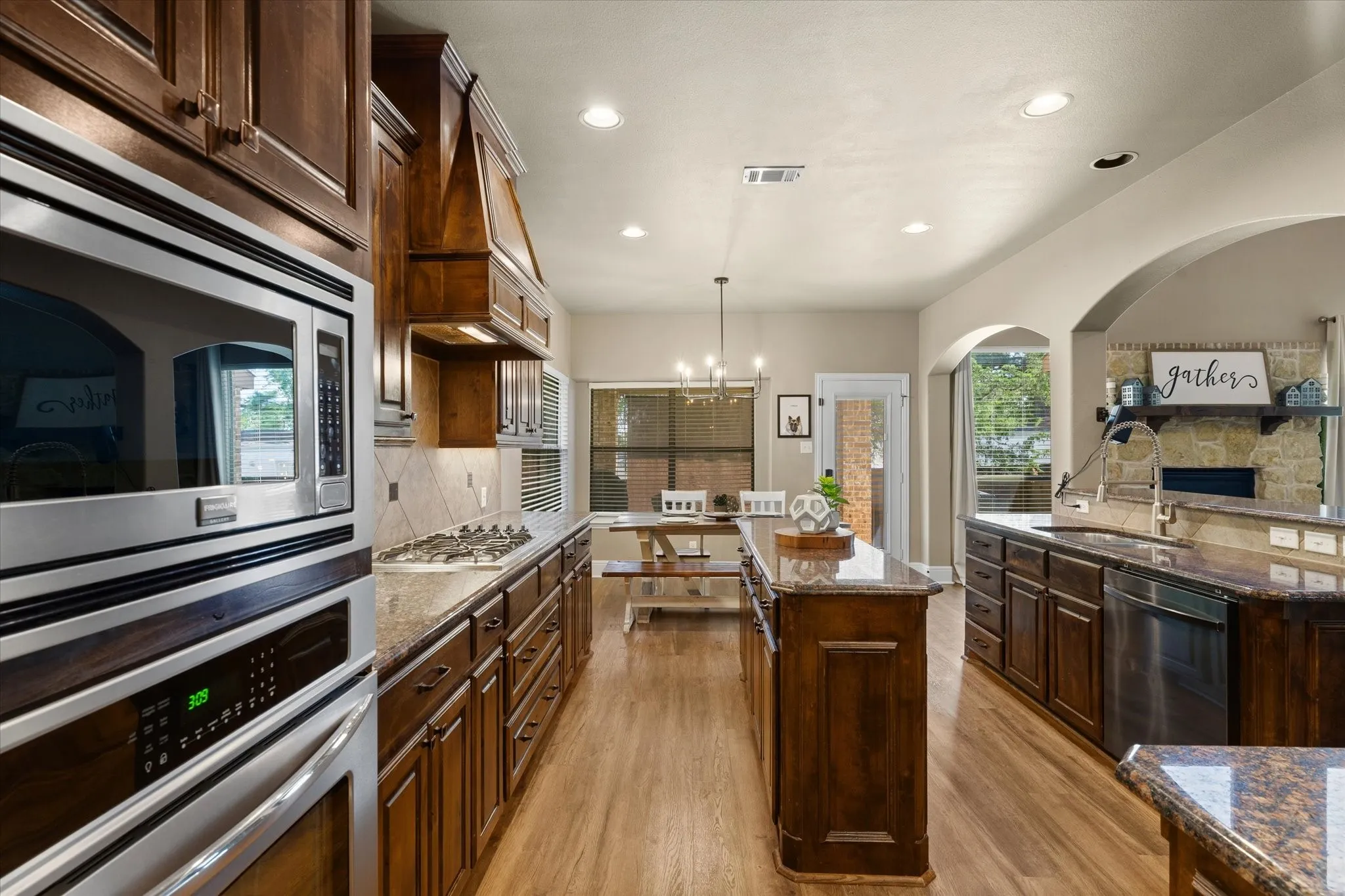 Single Family Residence For Sale in Tarrant County , 8012 Red River Run, North Richland Hills, Texas 76180, 6 Bedroom, 4 Bathroom, 3 Garage spaces, 4,321 Sqft, built in 2012, mls#21362598, Real Estate Agent in North Richland Hills, Homes For Sale in Tarrant county, Homes For Sale in North Richland Hills, Realtor in North Richland Hills Texas, Real Estate Brokerage Independent Realty Texas, Luminita Cordes Realtor