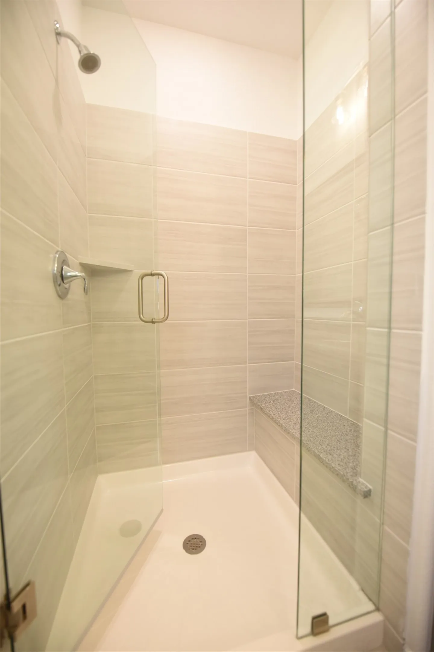 Single Family Residence For Rent in Dallas County , 9843 Romo Street, Irving, Texas 75063, 4 Bedroom, 3 Bathroom, 2 Garage spaces, 2,359 Sqft, built in 2021, mls#21356701, Real Estate Agent in Irving, Homes For Rent in Dallas county, Homes For Rent in Irving, Realtor in Irving Texas, Real Estate Brokerage Independent Realty Texas, Luminita Cordes Realtor