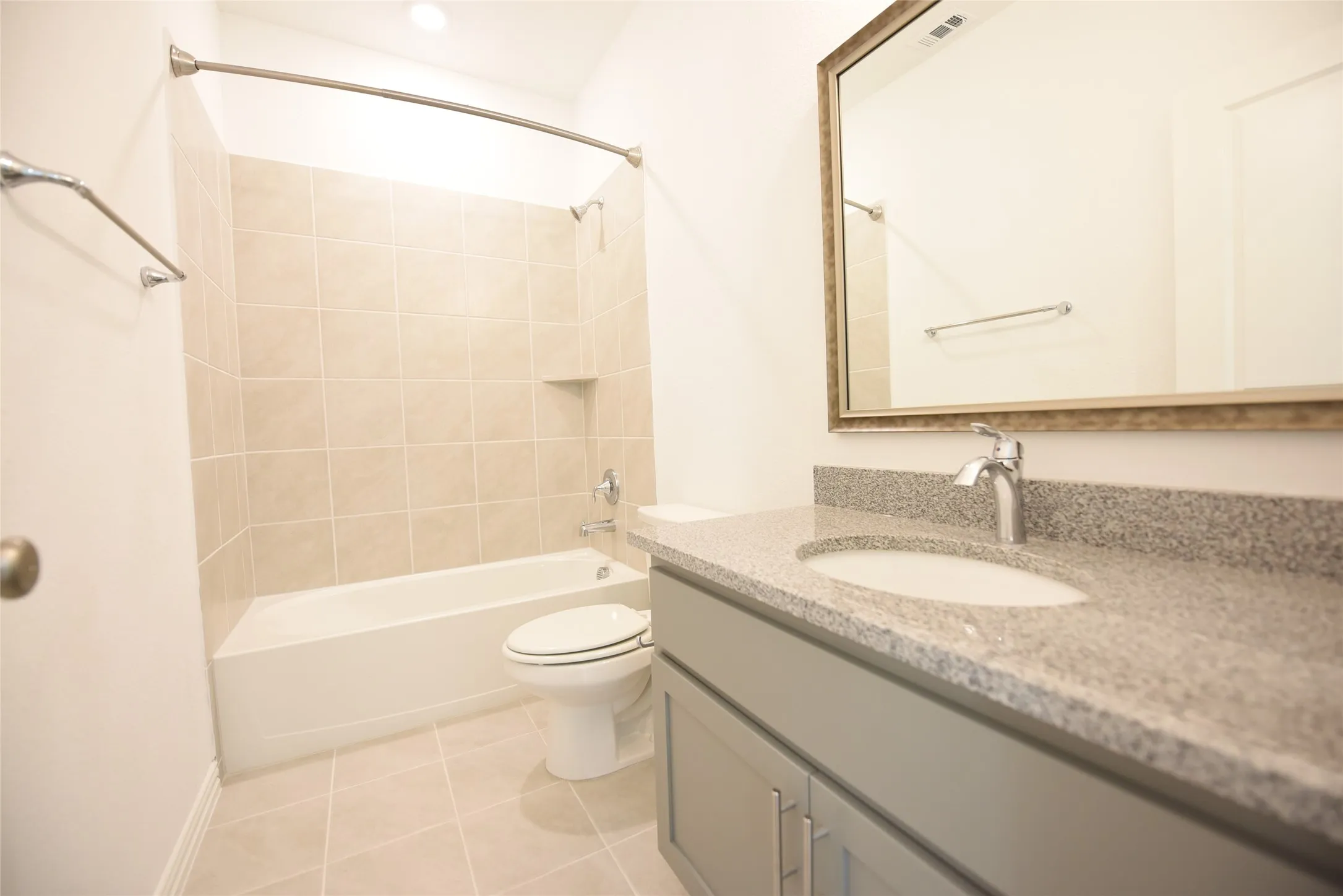 Single Family Residence For Rent in Dallas County , 9843 Romo Street, Irving, Texas 75063, 4 Bedroom, 3 Bathroom, 2 Garage spaces, 2,359 Sqft, built in 2021, mls#21356701, Real Estate Agent in Irving, Homes For Rent in Dallas county, Homes For Rent in Irving, Realtor in Irving Texas, Real Estate Brokerage Independent Realty Texas, Luminita Cordes Realtor