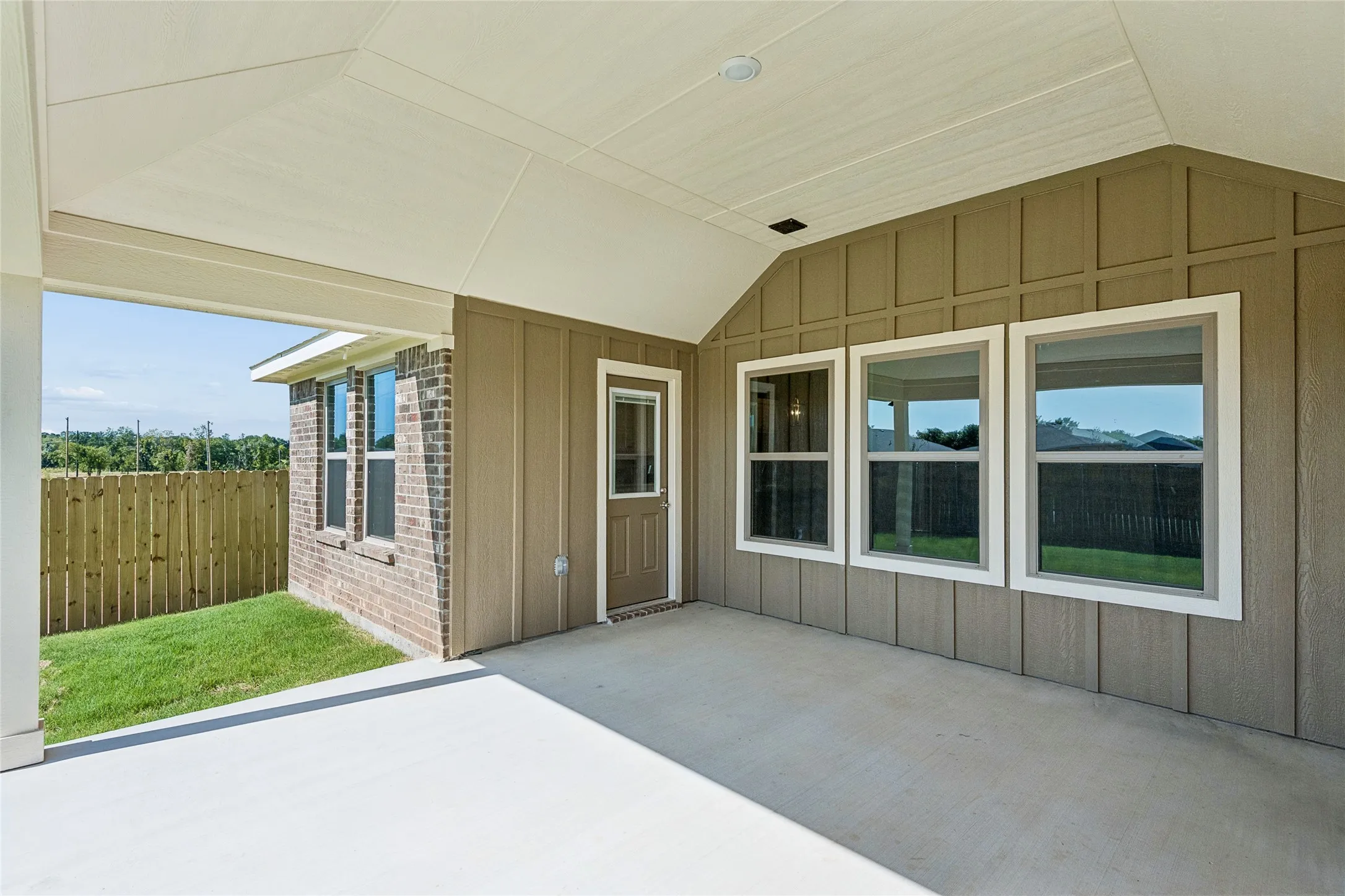 Single Family Residence For Sale in Parker County , 128 Joel Street, Springtown, Texas 76082, 4 Bedroom, 2 Bathroom, 2 Garage spaces, 2,089 Sqft, built in 2026, Price $367,900, mls#21366005, Real Estate Agent in Springtown, Homes For Sale in Parker county, Homes For Sale in Springtown, Realtor in Springtown Texas, Real Estate Brokerage Independent Realty Texas, Luminita Cordes Realtor