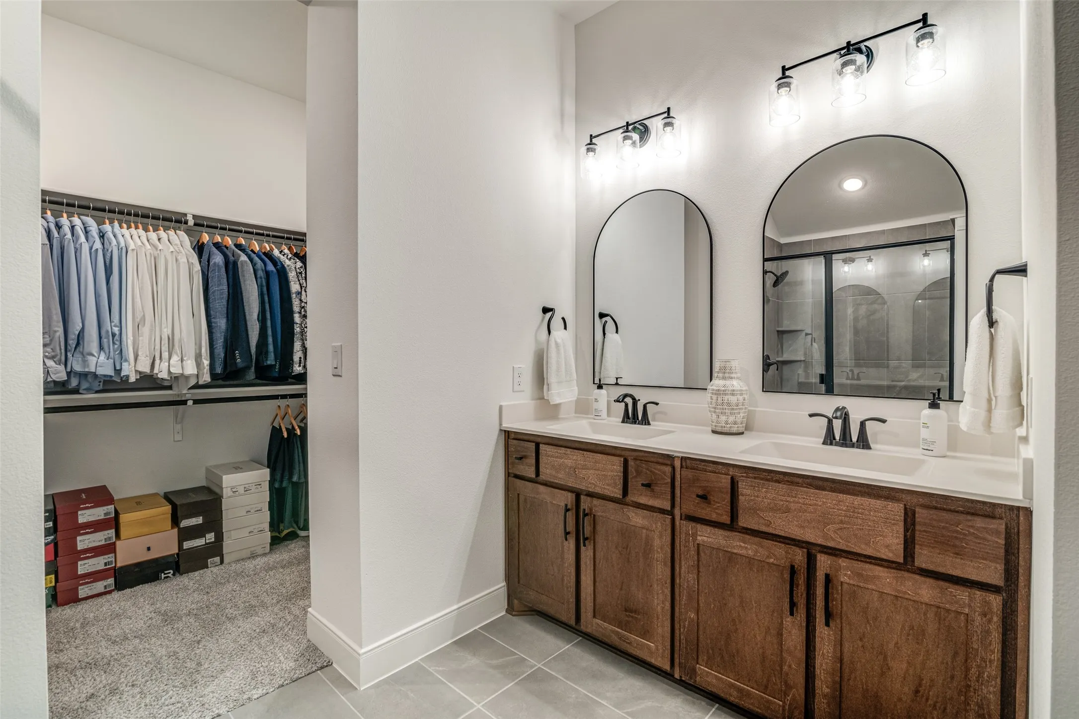 Single Family Residence For Sale in Dallas County , 2133 Jade Forest Lane, Mesquite, Texas 75181, 3 Bedroom, 2 Bathroom, 2 Garage spaces, 1,673 Sqft, built in 2024, Price $379,900, mls#21365821, Real Estate Agent in Mesquite, Homes For Sale in Dallas county, Homes For Sale in Mesquite, Realtor in Mesquite Texas, Real Estate Brokerage Independent Realty Texas, Luminita Cordes Realtor