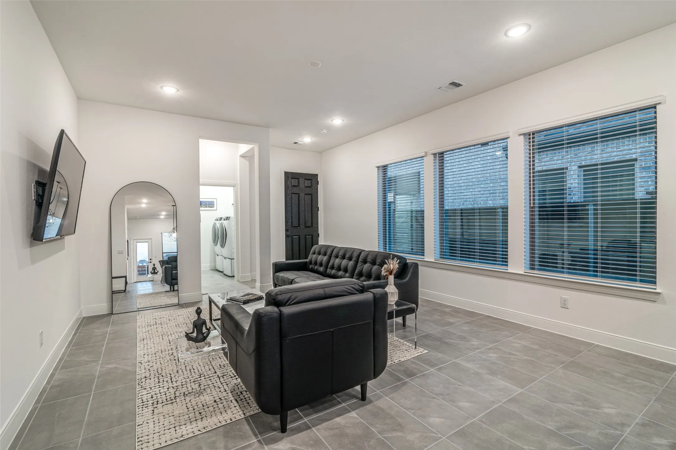 Single Family Residence For Sale in Dallas County , 2133 Jade Forest Lane, Mesquite, Texas 75181, 3 Bedroom, 2 Bathroom, 2 Garage spaces, 1,673 Sqft, built in 2024, Price $379,900, mls#21365821, Real Estate Agent in Mesquite, Homes For Sale in Dallas county, Homes For Sale in Mesquite, Realtor in Mesquite Texas, Real Estate Brokerage Independent Realty Texas, Luminita Cordes Realtor