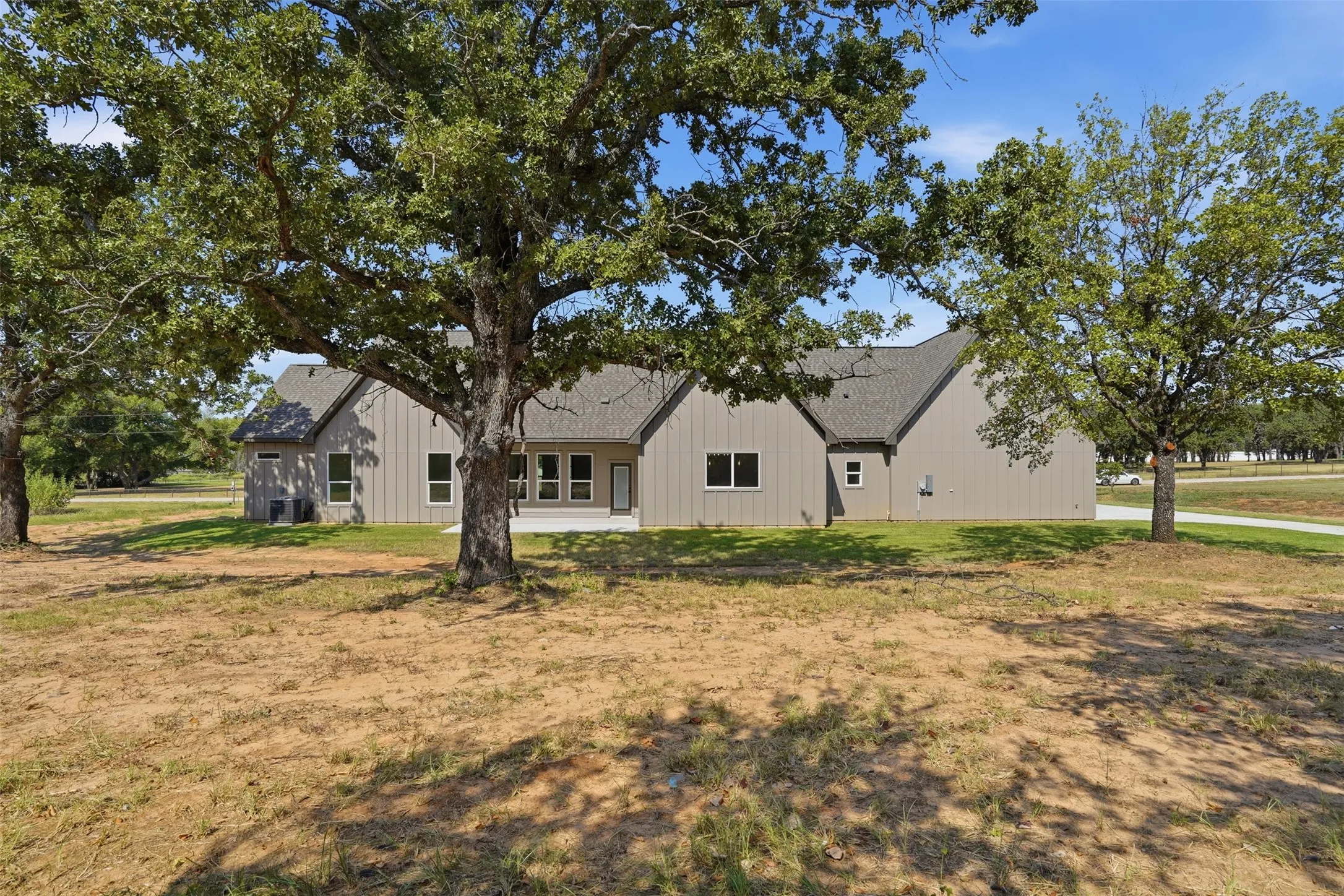 Single Family Residence For Sale in Parker County , 104 Springhill Court, Springtown, Texas 76082, 4 Bedroom, 3 Bathroom, 3 Garage spaces, 2,784 Sqft, built in 2026, mls#21365053, Real Estate Agent in Springtown, Homes For Sale in Parker county, Homes For Sale in Springtown, Realtor in Springtown Texas, Real Estate Brokerage Independent Realty Texas, Luminita Cordes Realtor