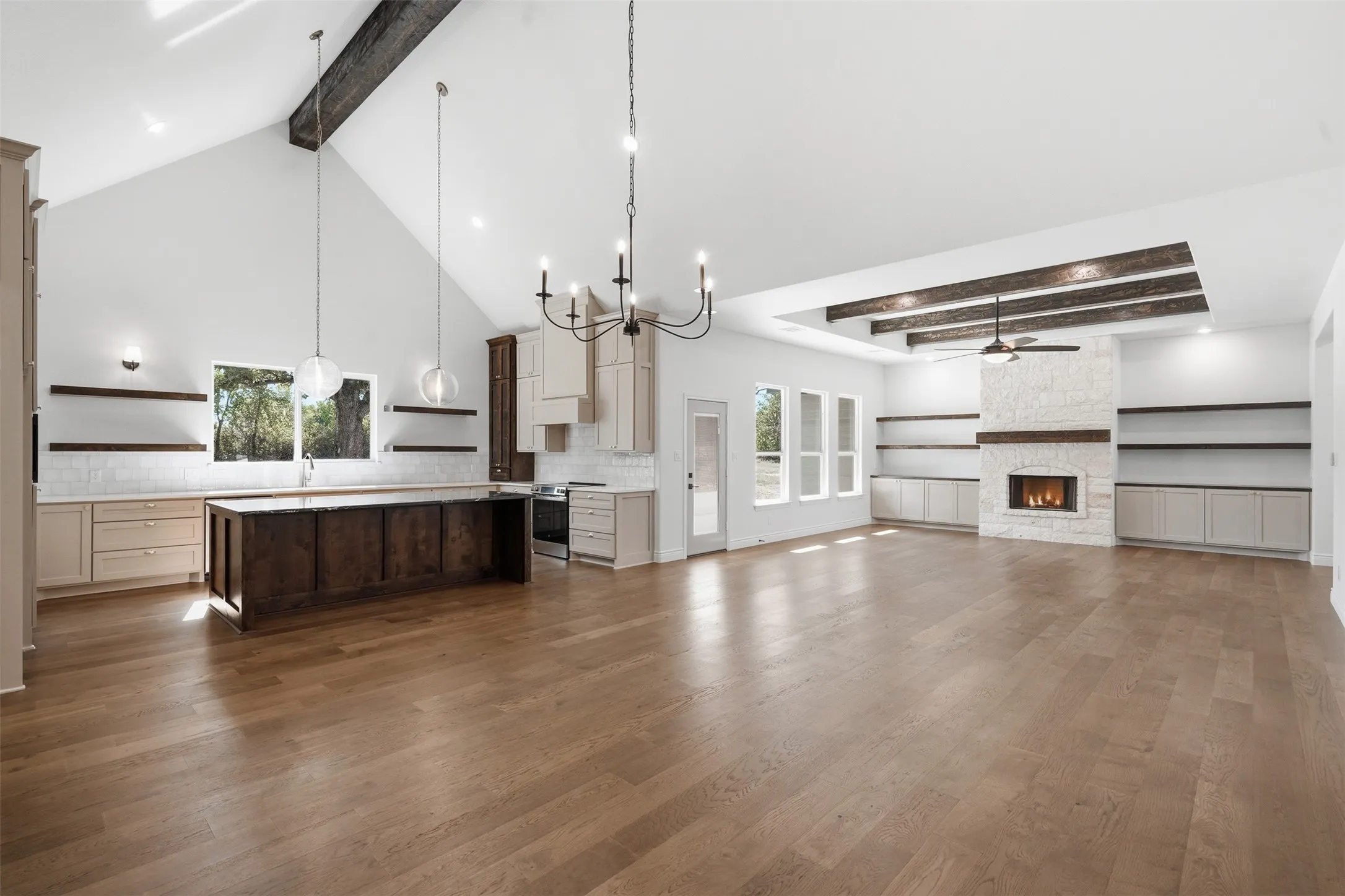 Single Family Residence For Sale in Parker County , 104 Springhill Court, Springtown, Texas 76082, 4 Bedroom, 3 Bathroom, 3 Garage spaces, 2,784 Sqft, built in 2026, mls#21365053, Real Estate Agent in Springtown, Homes For Sale in Parker county, Homes For Sale in Springtown, Realtor in Springtown Texas, Real Estate Brokerage Independent Realty Texas, Luminita Cordes Realtor