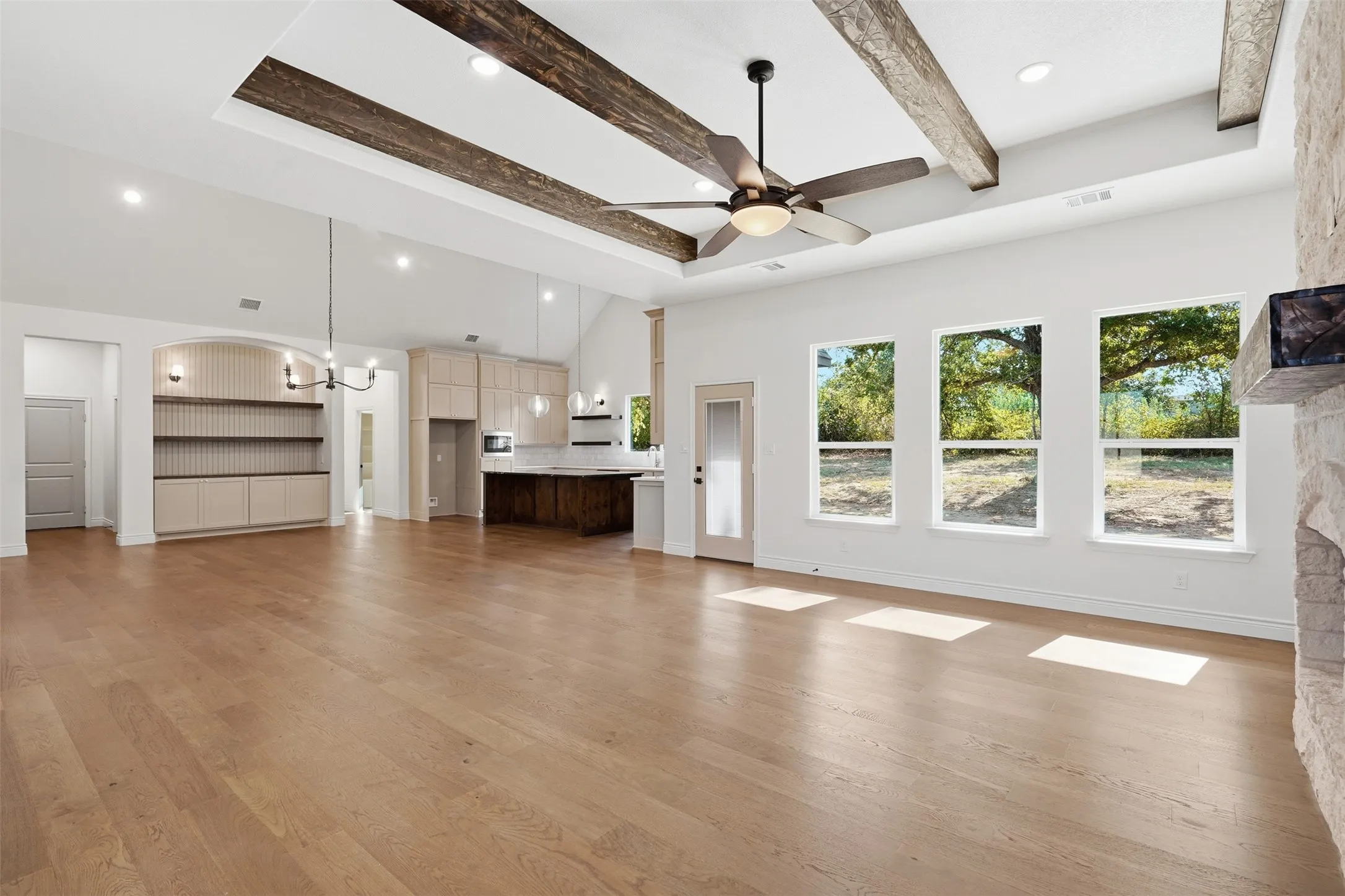 Single Family Residence For Sale in Parker County , 104 Springhill Court, Springtown, Texas 76082, 4 Bedroom, 3 Bathroom, 3 Garage spaces, 2,784 Sqft, built in 2026, mls#21365053, Real Estate Agent in Springtown, Homes For Sale in Parker county, Homes For Sale in Springtown, Realtor in Springtown Texas, Real Estate Brokerage Independent Realty Texas, Luminita Cordes Realtor