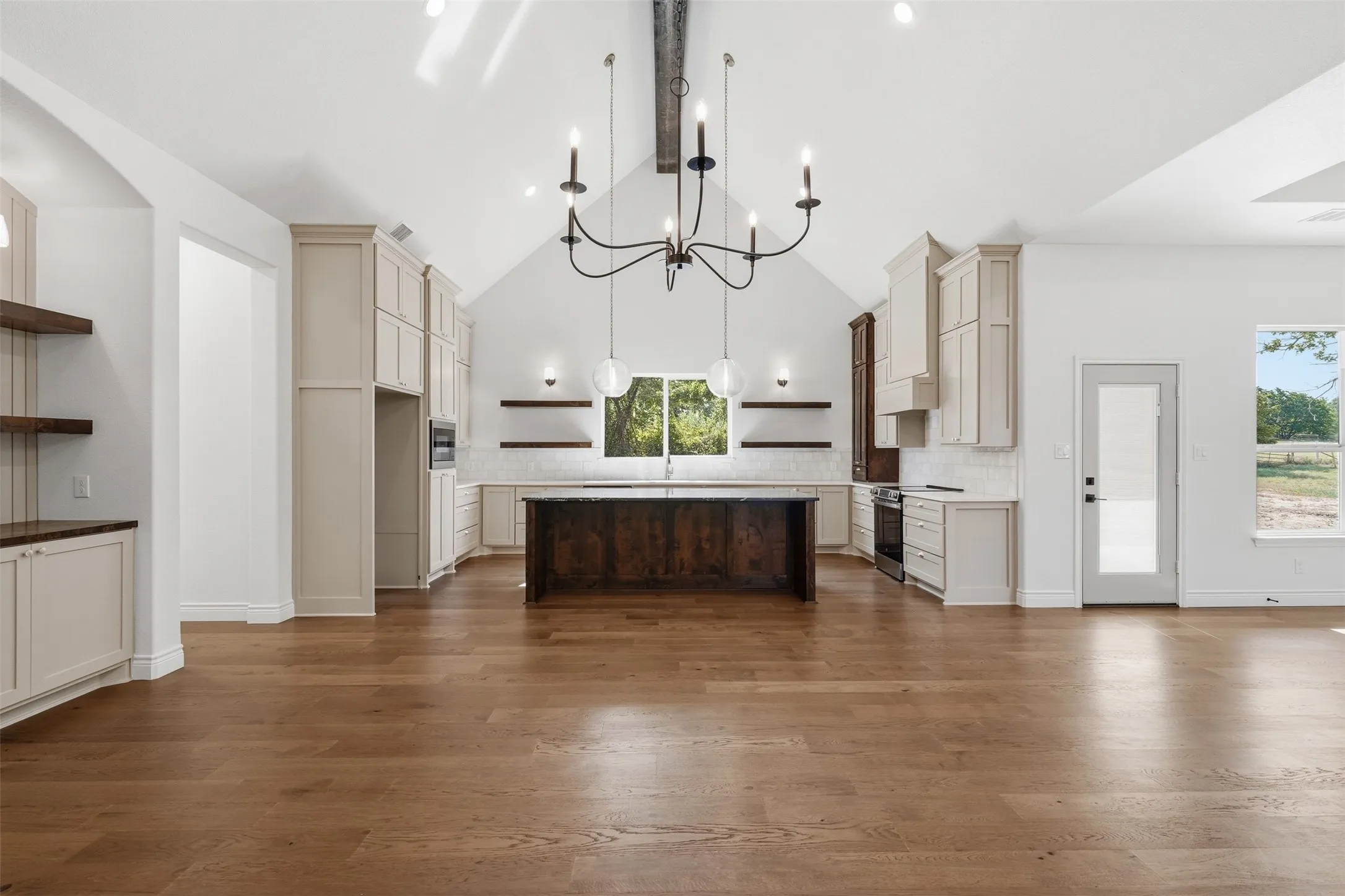 Single Family Residence For Sale in Parker County , 104 Springhill Court, Springtown, Texas 76082, 4 Bedroom, 3 Bathroom, 3 Garage spaces, 2,784 Sqft, built in 2026, mls#21365053, Real Estate Agent in Springtown, Homes For Sale in Parker county, Homes For Sale in Springtown, Realtor in Springtown Texas, Real Estate Brokerage Independent Realty Texas, Luminita Cordes Realtor