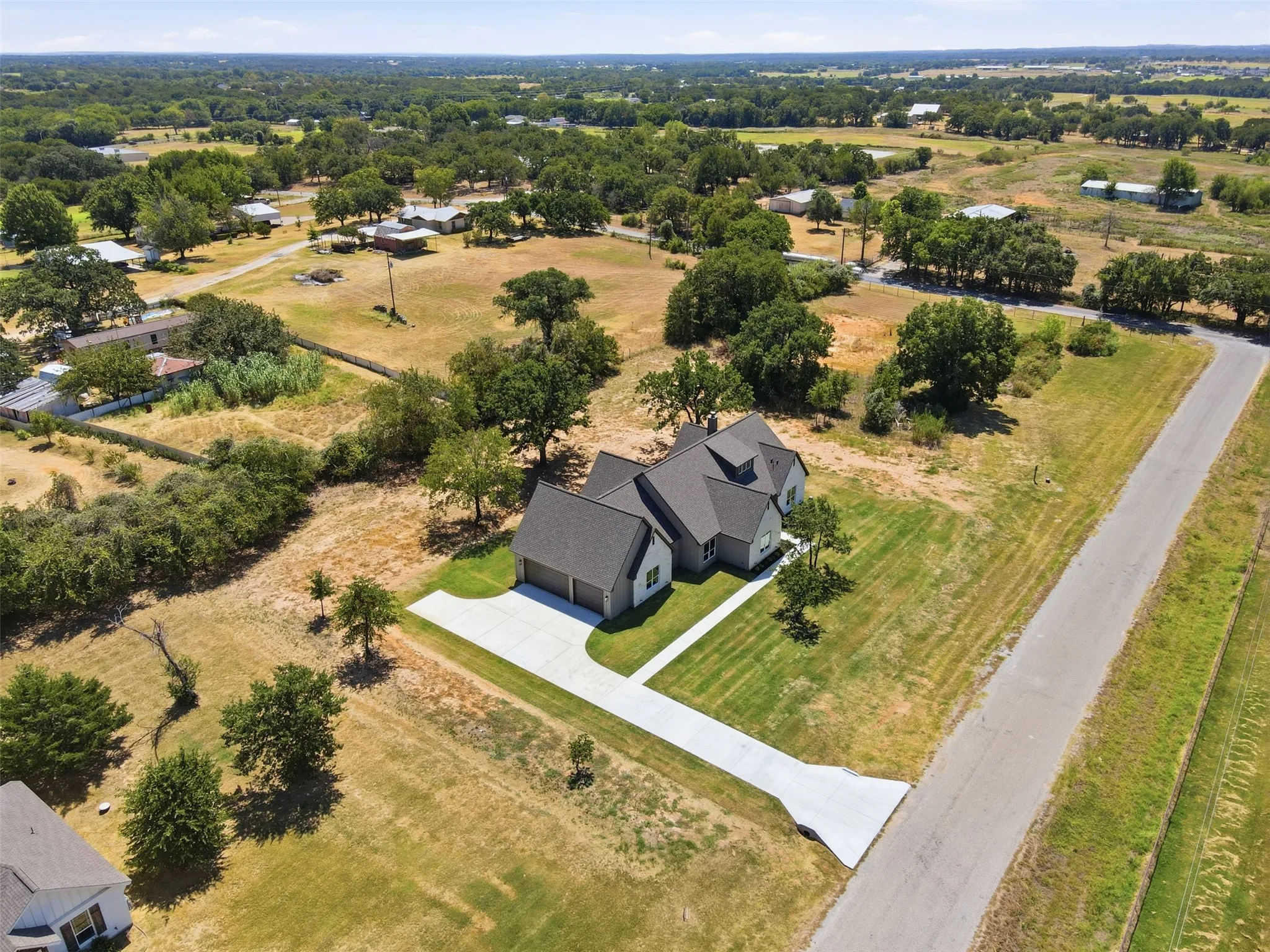 Single Family Residence For Sale in Parker County , 104 Springhill Court, Springtown, Texas 76082, 4 Bedroom, 3 Bathroom, 3 Garage spaces, 2,784 Sqft, built in 2026, mls#21365053, Real Estate Agent in Springtown, Homes For Sale in Parker county, Homes For Sale in Springtown, Realtor in Springtown Texas, Real Estate Brokerage Independent Realty Texas, Luminita Cordes Realtor