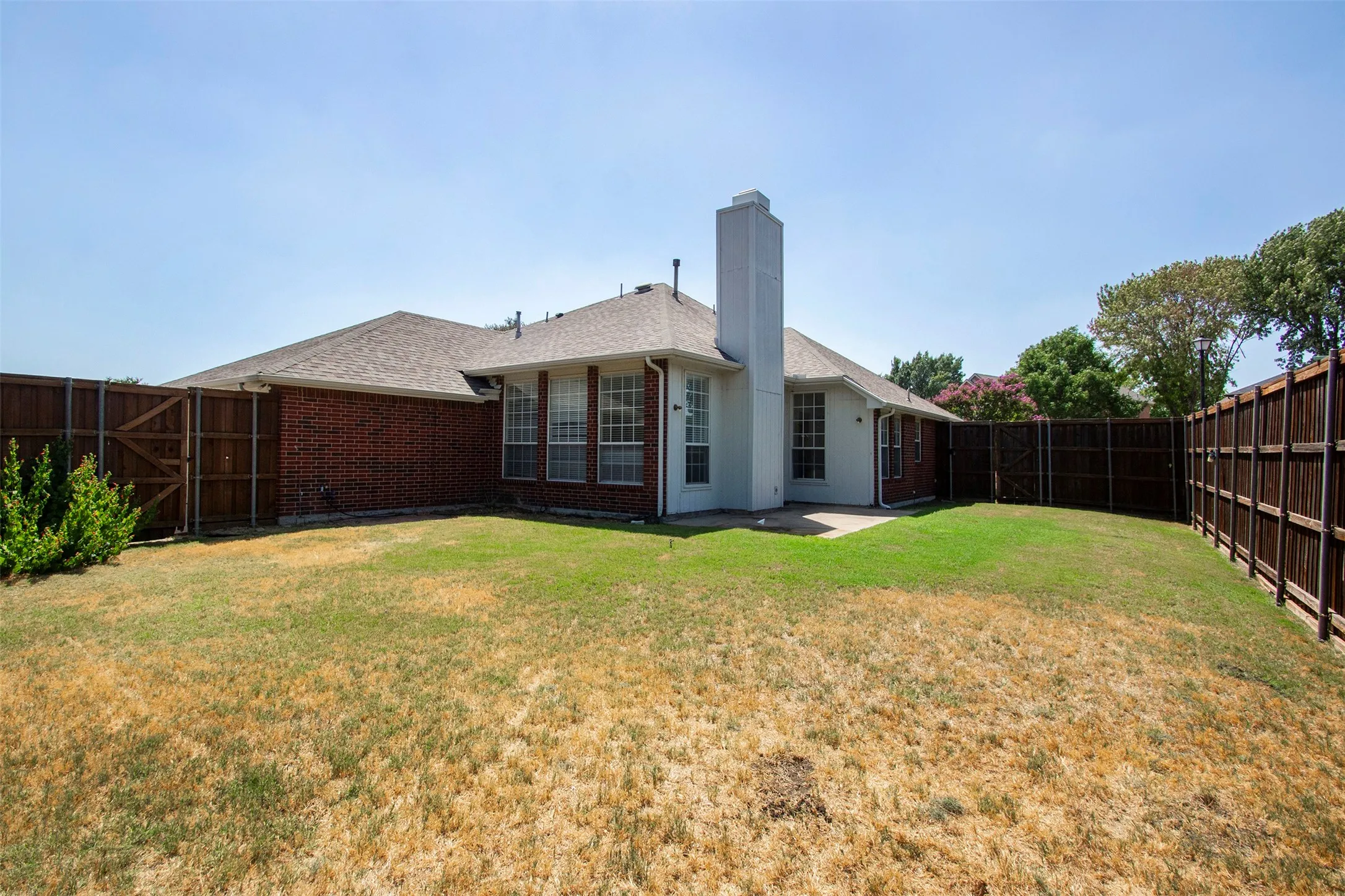 Single Family Residence For Sale in Collin County , 5812 Marrietta Drive, Frisco, Texas 75035, 4 Bedroom, 2 Bathroom, 2 Garage spaces, 1,747 Sqft, built in 1998, mls#21362680, Real Estate Agent in Frisco, Homes For Sale in Collin county, Homes For Sale in Frisco, Realtor in Frisco Texas, Real Estate Brokerage Independent Realty Texas, Luminita Cordes Realtor