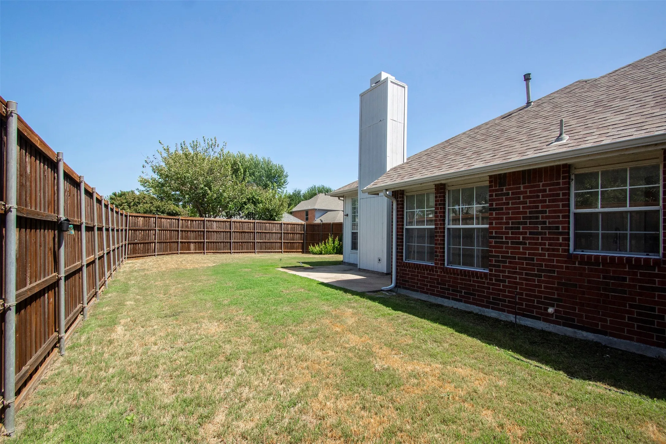 Single Family Residence For Sale in Collin County , 5812 Marrietta Drive, Frisco, Texas 75035, 4 Bedroom, 2 Bathroom, 2 Garage spaces, 1,747 Sqft, built in 1998, mls#21362680, Real Estate Agent in Frisco, Homes For Sale in Collin county, Homes For Sale in Frisco, Realtor in Frisco Texas, Real Estate Brokerage Independent Realty Texas, Luminita Cordes Realtor