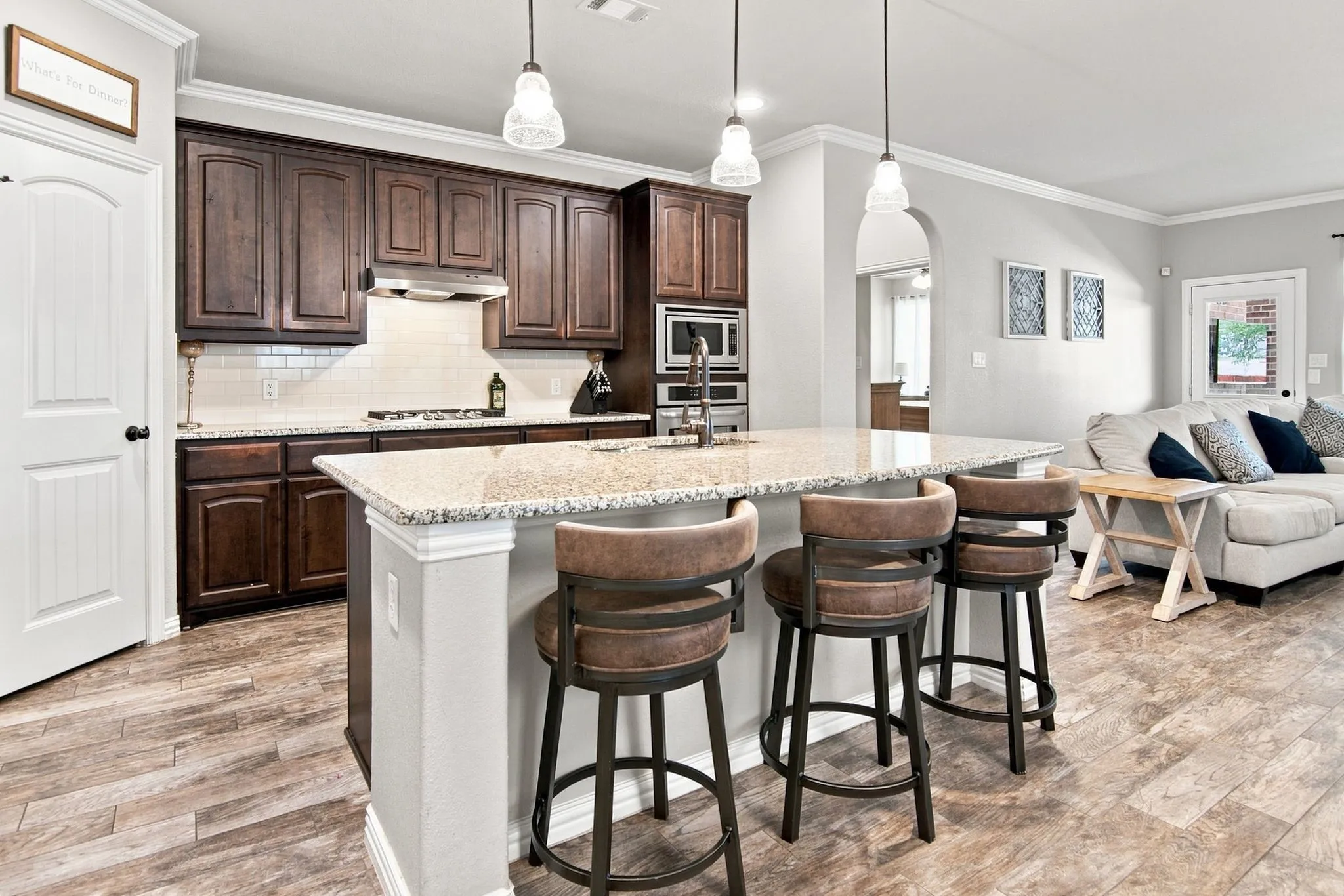 Single Family Residence For Sale in Tarrant County , 6124 Dunnlevy Drive, Fort Worth, Texas 76179, 4 Bedroom, 4 Bathroom, 2 Garage spaces, 3,196 Sqft, built in 2017, mls#21364369, Real Estate Agent in Fort Worth, Homes For Sale in Tarrant county, Homes For Sale in Fort Worth, Realtor in Fort Worth Texas, Real Estate Brokerage Independent Realty Texas, Luminita Cordes Realtor