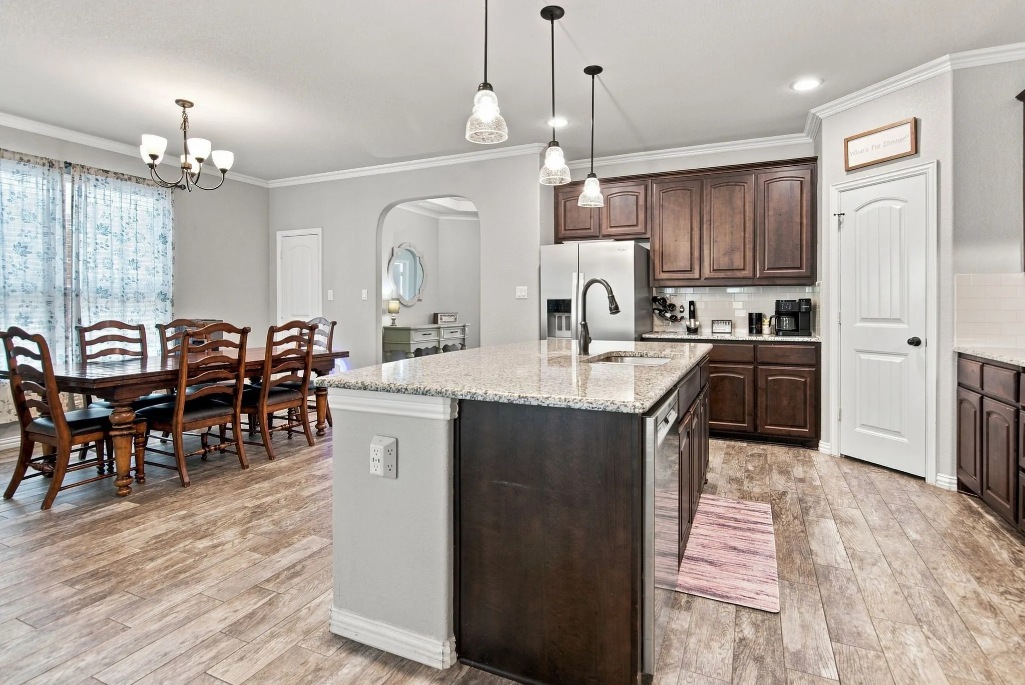 Single Family Residence For Sale in Tarrant County , 6124 Dunnlevy Drive, Fort Worth, Texas 76179, 4 Bedroom, 4 Bathroom, 2 Garage spaces, 3,196 Sqft, built in 2017, mls#21364369, Real Estate Agent in Fort Worth, Homes For Sale in Tarrant county, Homes For Sale in Fort Worth, Realtor in Fort Worth Texas, Real Estate Brokerage Independent Realty Texas, Luminita Cordes Realtor