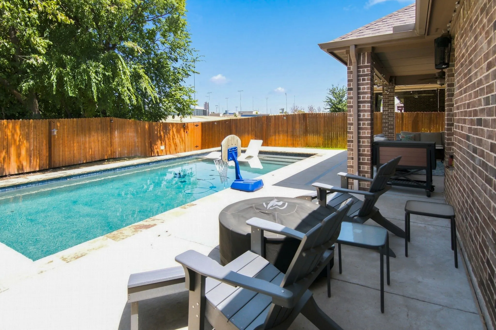 Single Family Residence For Sale in Tarrant County , 6124 Dunnlevy Drive, Fort Worth, Texas 76179, 4 Bedroom, 4 Bathroom, 2 Garage spaces, 3,196 Sqft, built in 2017, mls#21364369, Real Estate Agent in Fort Worth, Homes For Sale in Tarrant county, Homes For Sale in Fort Worth, Realtor in Fort Worth Texas, Real Estate Brokerage Independent Realty Texas, Luminita Cordes Realtor