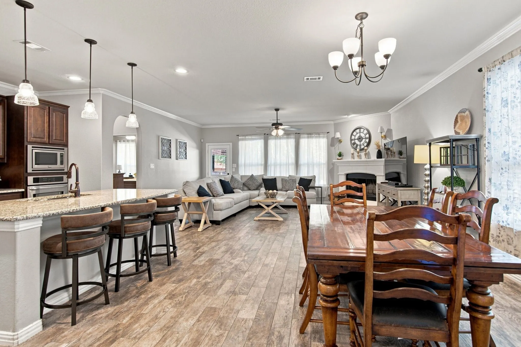 The flow of this floor plan is great for entertaining.