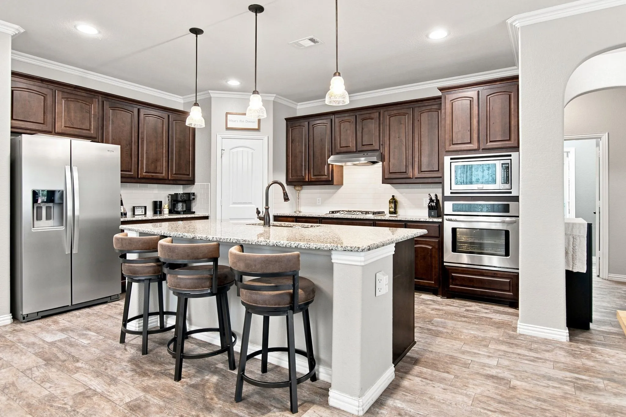 Single Family Residence For Sale in Tarrant County , 6124 Dunnlevy Drive, Fort Worth, Texas 76179, 4 Bedroom, 4 Bathroom, 2 Garage spaces, 3,196 Sqft, built in 2017, mls#21364369, Real Estate Agent in Fort Worth, Homes For Sale in Tarrant county, Homes For Sale in Fort Worth, Realtor in Fort Worth Texas, Real Estate Brokerage Independent Realty Texas, Luminita Cordes Realtor