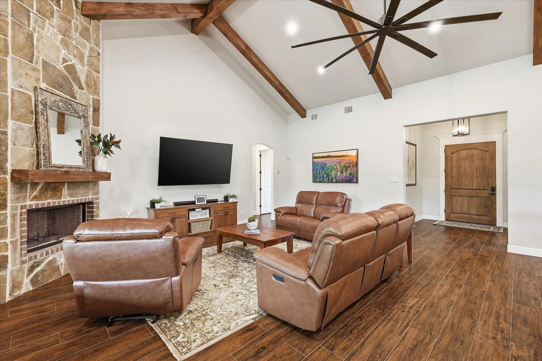 Single Family Residence For Sale in Parker County , 321 Arborview Drive, Weatherford, Texas 76088, 5 Bedroom, 4 Bathroom, 6 Garage spaces, 3,411 Sqft, built in 2023, mls#21365322, Real Estate Agent in Weatherford, Homes For Sale in Parker county, Homes For Sale in Weatherford, Realtor in Weatherford Texas, Real Estate Brokerage Independent Realty Texas, Luminita Cordes Realtor