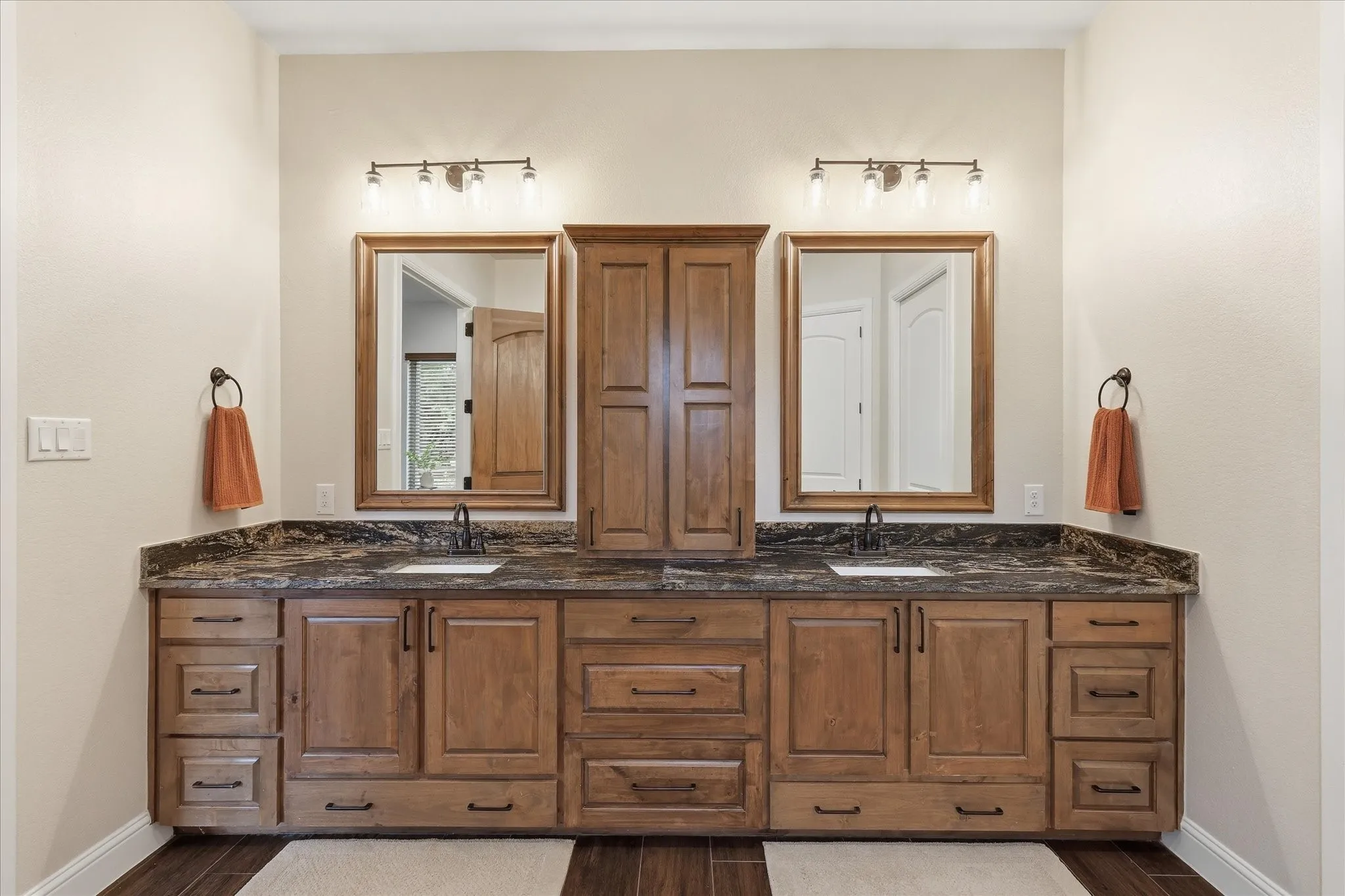 Single Family Residence For Sale in Parker County , 321 Arborview Drive, Weatherford, Texas 76088, 5 Bedroom, 4 Bathroom, 6 Garage spaces, 3,411 Sqft, built in 2023, mls#21365322, Real Estate Agent in Weatherford, Homes For Sale in Parker county, Homes For Sale in Weatherford, Realtor in Weatherford Texas, Real Estate Brokerage Independent Realty Texas, Luminita Cordes Realtor