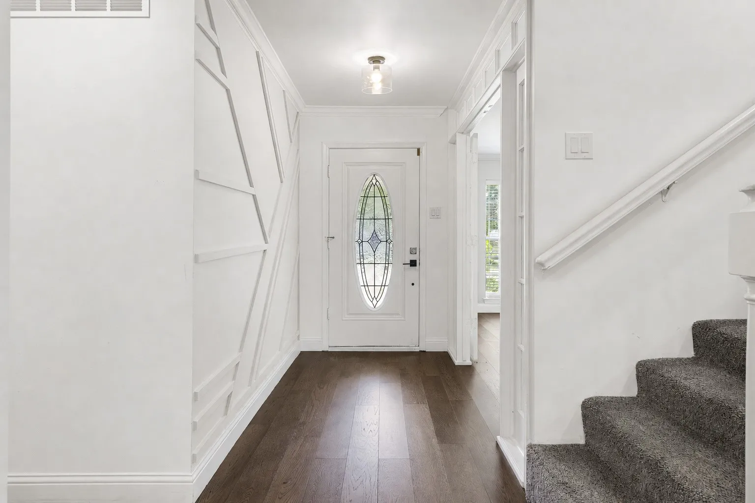 Single Family Residence For Sale in Dallas County , 7029 Spring Valley Road, Dallas, Texas 75254, 5 Bedroom, 4 Bathroom, 2 Garage spaces, 3,479 Sqft, built in 1961, mls#21363027, Real Estate Agent in Dallas, Homes For Sale in Dallas county, Homes For Sale in Dallas, Realtor in Dallas Texas, Real Estate Brokerage Independent Realty Texas, Luminita Cordes Realtor