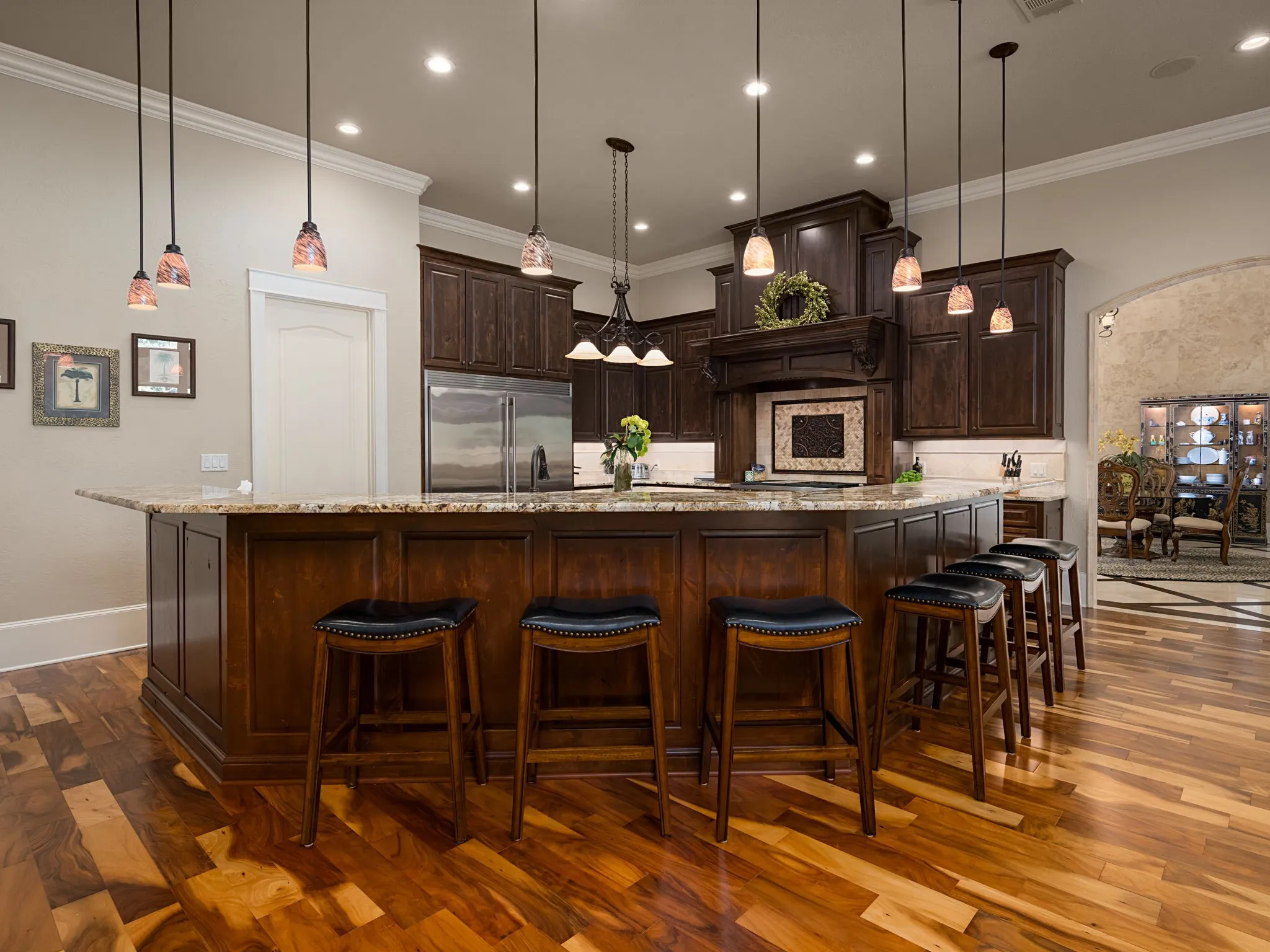 Single Family Residence For Sale in Smith County , 5973 Graemont Boulevard, Tyler, Texas 75703, 4 Bedroom, 4 Bathroom, 3 Garage spaces, 4,521 Sqft, built in 2013, mls#21365380, Real Estate Agent in Tyler, Homes For Sale in Smith county, Homes For Sale in Tyler, Realtor in Tyler Texas, Real Estate Brokerage Independent Realty Texas, Luminita Cordes Realtor