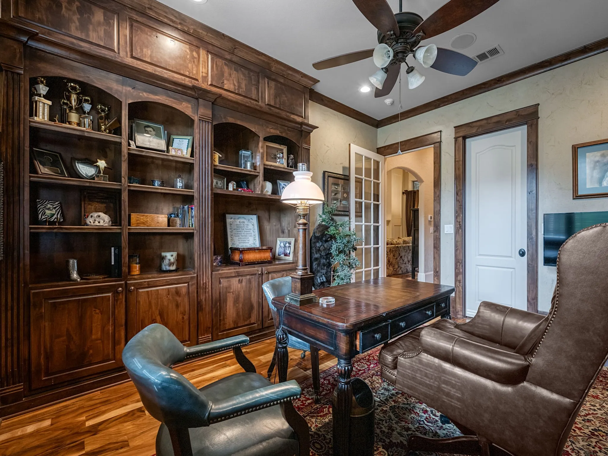 Single Family Residence For Sale in Smith County , 5973 Graemont Boulevard, Tyler, Texas 75703, 4 Bedroom, 4 Bathroom, 3 Garage spaces, 4,521 Sqft, built in 2013, mls#21365380, Real Estate Agent in Tyler, Homes For Sale in Smith county, Homes For Sale in Tyler, Realtor in Tyler Texas, Real Estate Brokerage Independent Realty Texas, Luminita Cordes Realtor