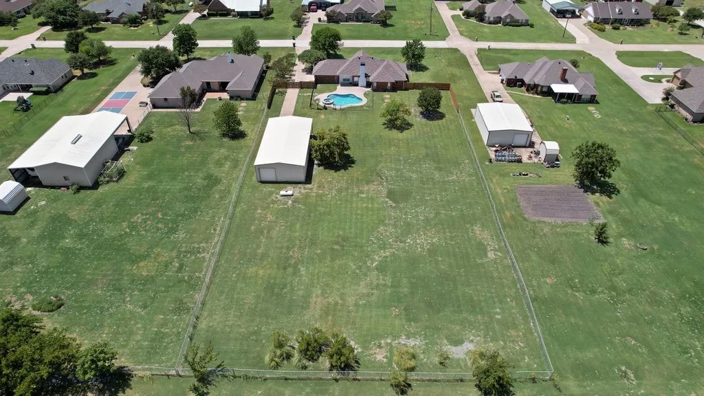 Single Family Residence For Sale in Kaufman County , 12205 Golden Meadow Lane, Forney, Texas 75126, 3 Bedroom, 2 Bathroom, 2 Garage spaces, 1,879 Sqft, built in 1996, mls#21365906, Real Estate Agent in Forney, Homes For Sale in Kaufman county, Homes For Sale in Forney, Realtor in Forney Texas, Real Estate Brokerage Independent Realty Texas, Luminita Cordes Realtor