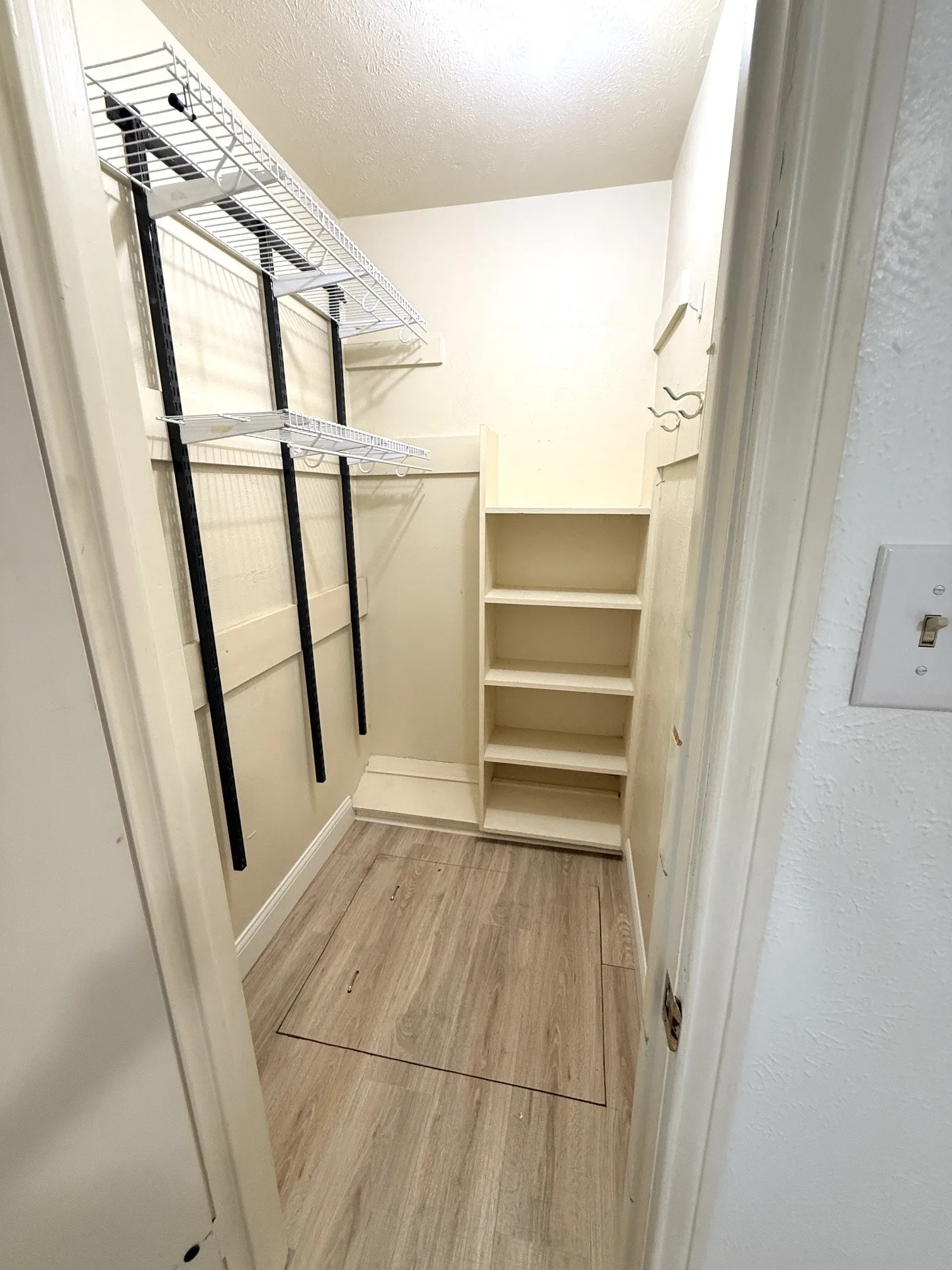 guest bedroom walk-in closet