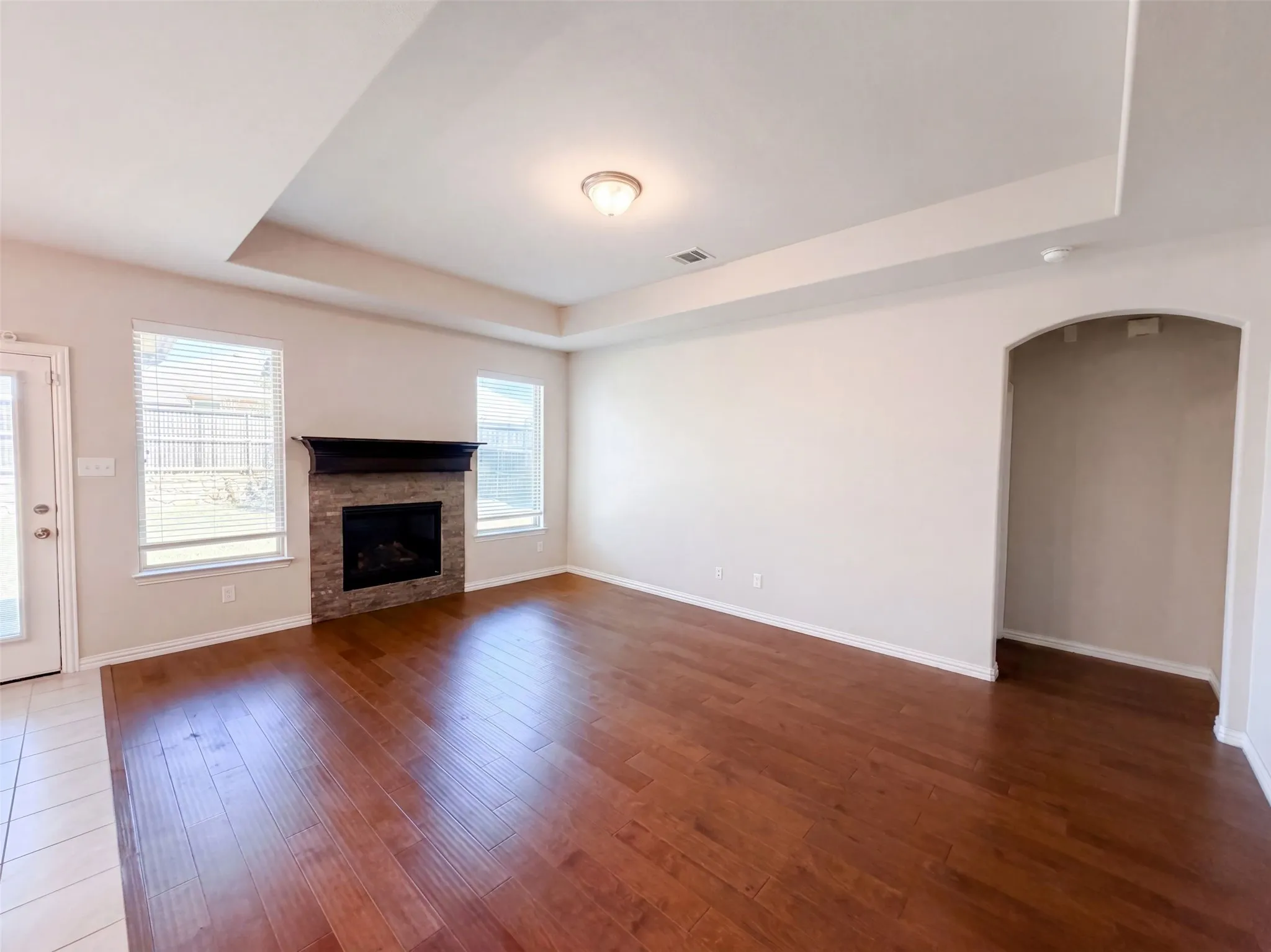 Single Family Residence For Sale in Kaufman County , 2054 Avondown Road, Forney, Texas 75126, 3 Bedroom, 3 Bathroom, 2 Garage spaces, 2,730 Sqft, built in 2018, mls#21366025, Real Estate Agent in Forney, Homes For Sale in Kaufman county, Homes For Sale in Forney, Realtor in Forney Texas, Real Estate Brokerage Independent Realty Texas, Luminita Cordes Realtor