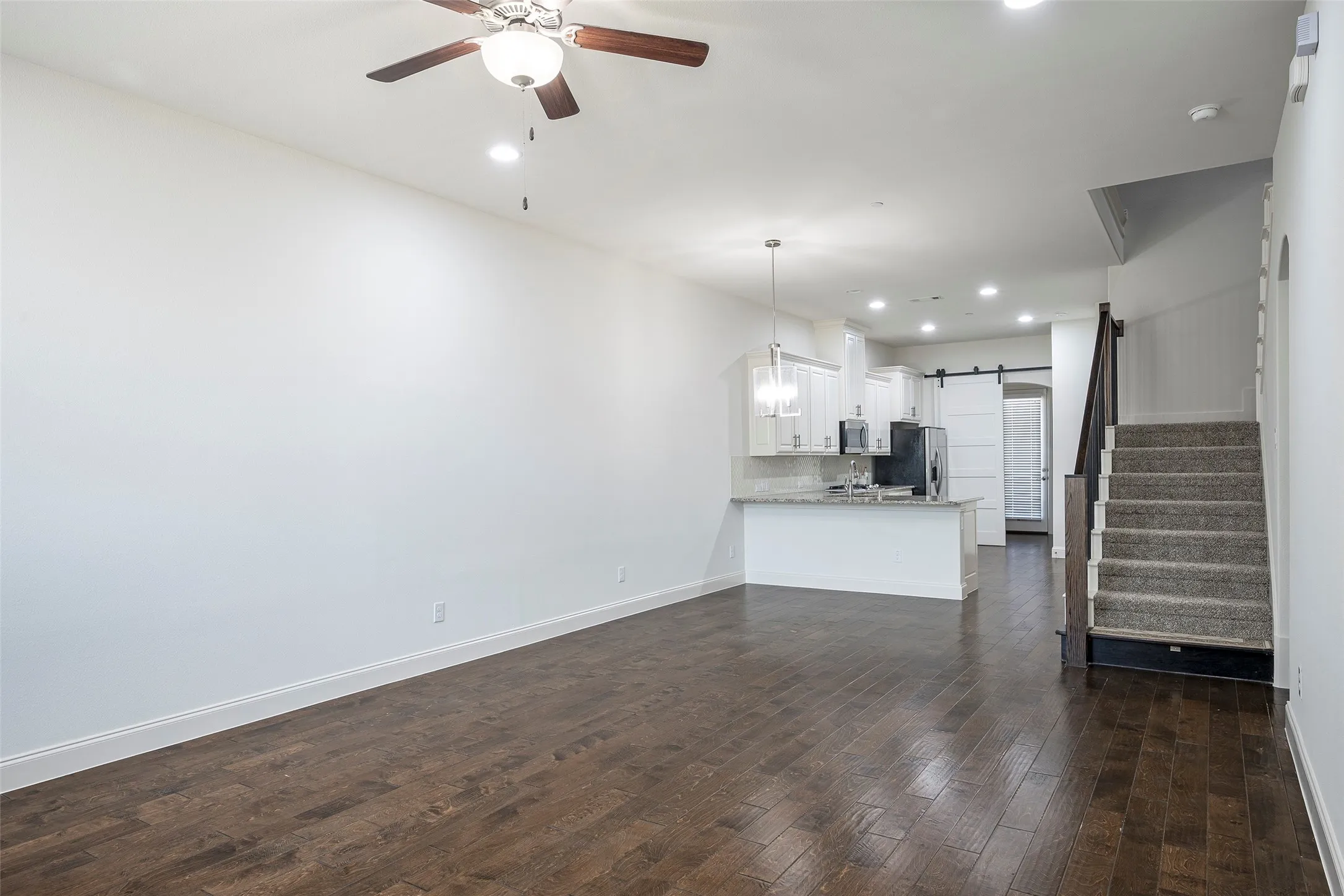 Single Family Residence For Rent in Collin County , 7104 Chief Spotted Tail Drive, Mc Kinney, Texas 75070, 3 Bedroom, 3 Bathroom, 2 Garage spaces, 2,101 Sqft, built in 2018, mls#21365865, Real Estate Agent in Mc Kinney, Homes For Rent in Collin county, Homes For Rent in Mc Kinney, Realtor in Mc Kinney Texas, Real Estate Brokerage Independent Realty Texas, Luminita Cordes Realtor