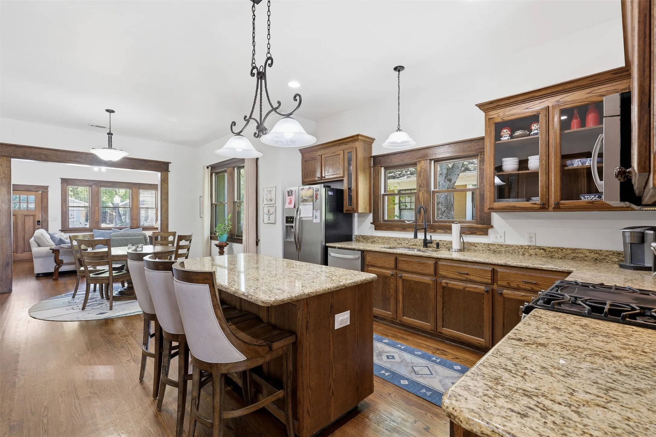 Single Family Residence For Sale in Tarrant County , 2114 Hurley Avenue, Fort Worth, Texas 76110, 3 Bedroom, 2 Bathroom, 1 Garage spaces, 1,776 Sqft, built in 2011, mls#21366033, Real Estate Agent in Fort Worth, Homes For Sale in Tarrant county, Homes For Sale in Fort Worth, Realtor in Fort Worth Texas, Real Estate Brokerage Independent Realty Texas, Luminita Cordes Realtor
