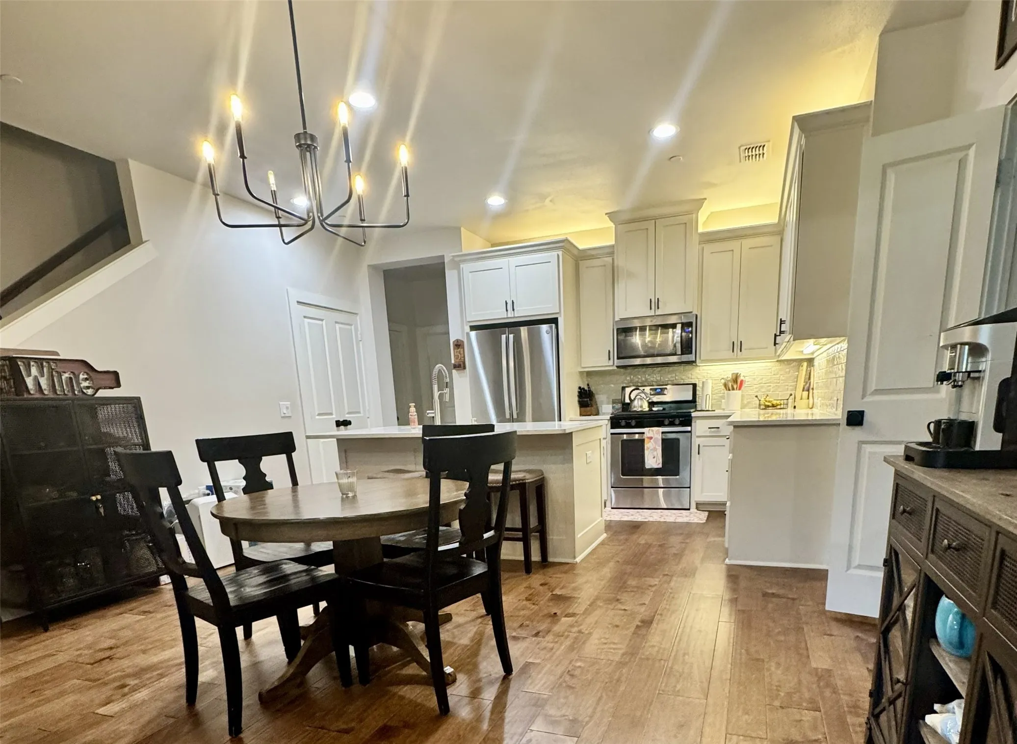 Townhouse For Rent in Denton County , 3720 Marigold Lane, Prosper, Texas 75078, 3 Bedroom, 2 Bathroom, 2 Garage spaces, 2,206 Sqft, built in 2018, mls#21365420, Real Estate Agent in Prosper, Homes For Rent in Denton county, Homes For Rent in Prosper, Realtor in Prosper Texas, Real Estate Brokerage Independent Realty Texas, Luminita Cordes Realtor