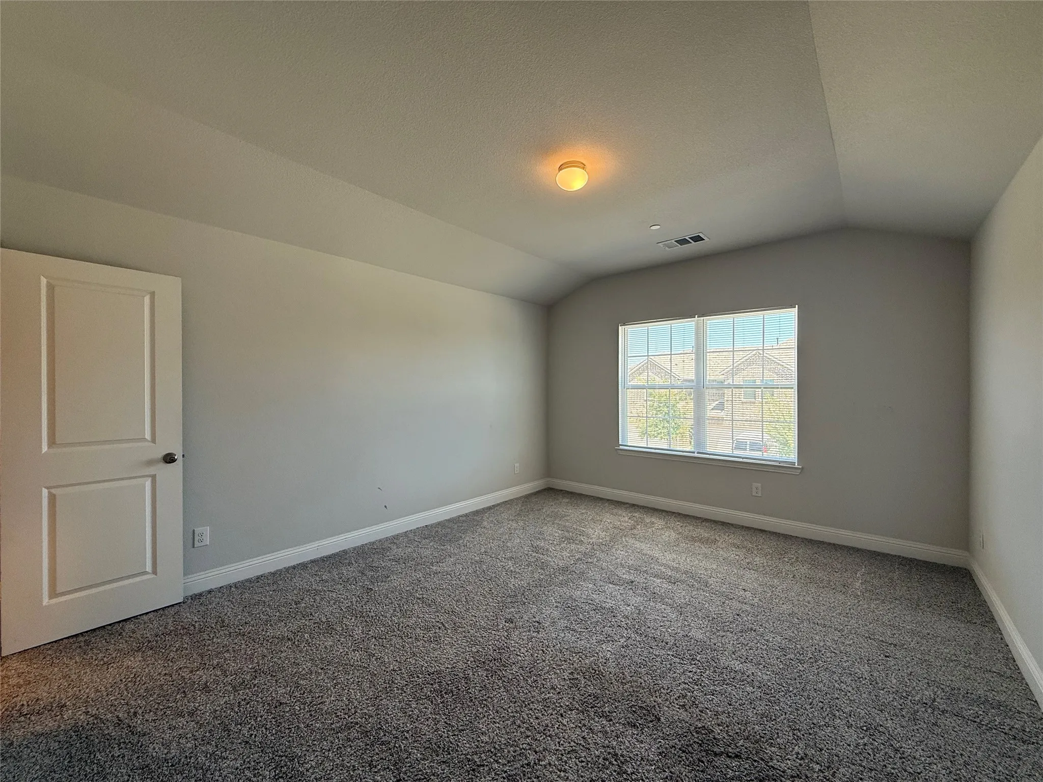Townhouse For Rent in Denton County , 588 Hutchinson Lane, Lewisville, Texas 75077, 4 Bedroom, 4 Bathroom, 2 Garage spaces, 2,012 Sqft, built in 2022, mls#21366037, Real Estate Agent in Lewisville, Homes For Rent in Denton county, Homes For Rent in Lewisville, Realtor in Lewisville Texas, Real Estate Brokerage Independent Realty Texas, Luminita Cordes Realtor