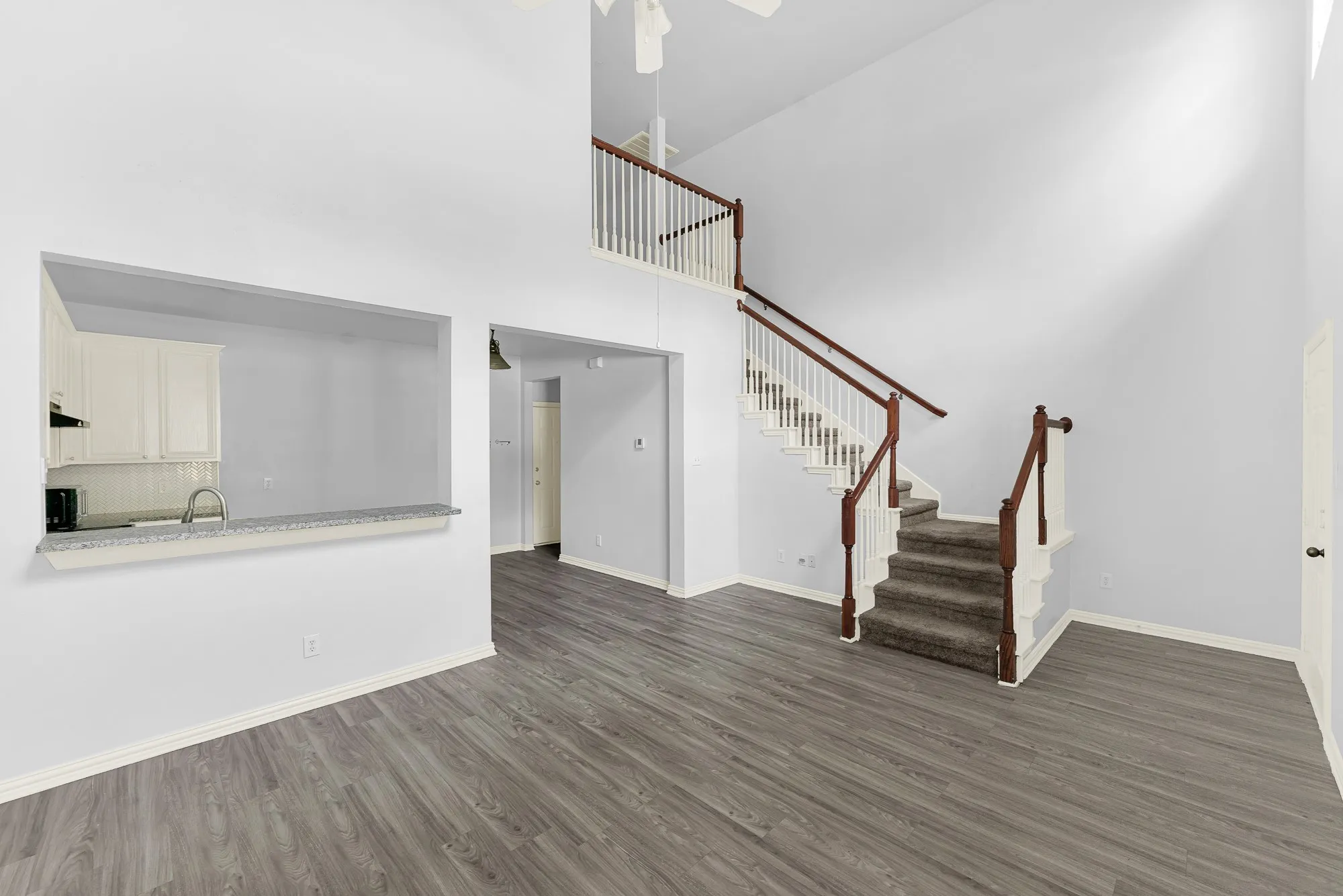 Townhouse For Sale in Tarrant County , 2603 Durango Ridge Drive, Bedford, Texas 76021, 2 Bedroom, 2 Bathroom, 2 Garage spaces, 1,216 Sqft, built in 2005, mls#21366038, Real Estate Agent in Bedford, Homes For Sale in Tarrant county, Homes For Sale in Bedford, Realtor in Bedford Texas, Real Estate Brokerage Independent Realty Texas, Luminita Cordes Realtor
