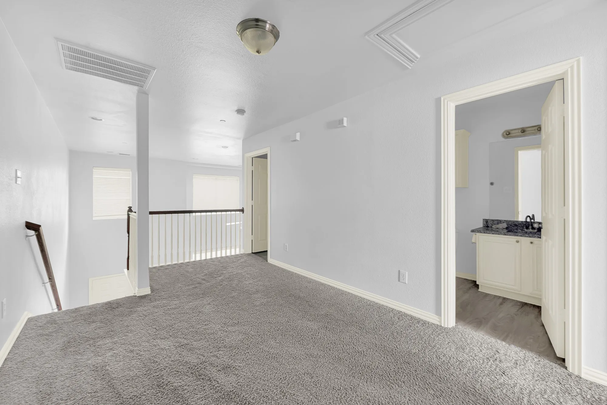 Townhouse For Sale in Tarrant County , 2603 Durango Ridge Drive, Bedford, Texas 76021, 2 Bedroom, 2 Bathroom, 2 Garage spaces, 1,216 Sqft, built in 2005, mls#21366038, Real Estate Agent in Bedford, Homes For Sale in Tarrant county, Homes For Sale in Bedford, Realtor in Bedford Texas, Real Estate Brokerage Independent Realty Texas, Luminita Cordes Realtor