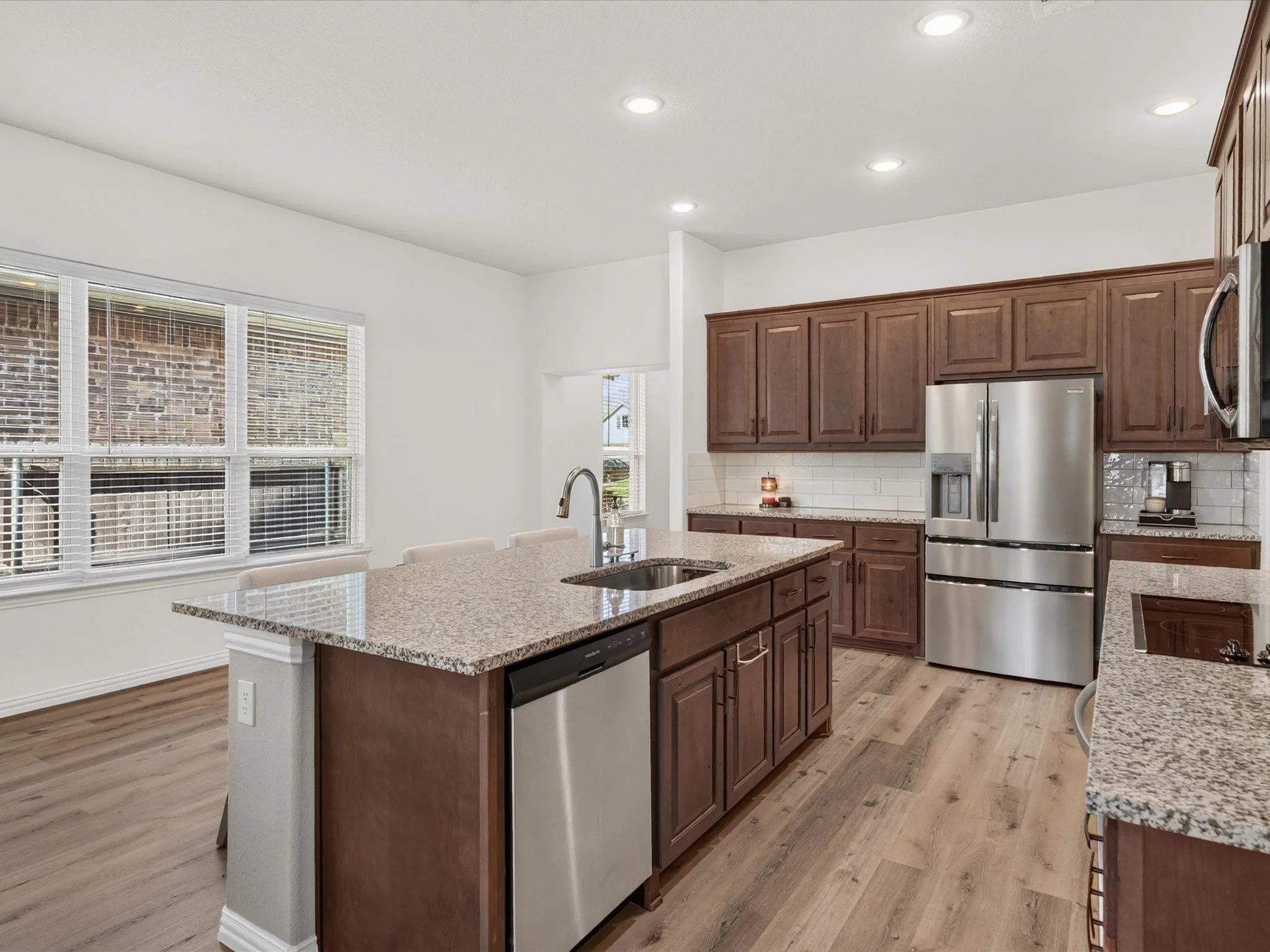 Single Family Residence For Sale in Collin County , 3121 Greymoore Drive, Anna, Texas 75409, 3 Bedroom, 2 Bathroom, 3 Garage spaces, 2,288 Sqft, built in 2022, mls#21358421, Real Estate Agent in Anna, Homes For Sale in Collin county, Homes For Sale in Anna, Realtor in Anna Texas, Real Estate Brokerage Independent Realty Texas, Luminita Cordes Realtor