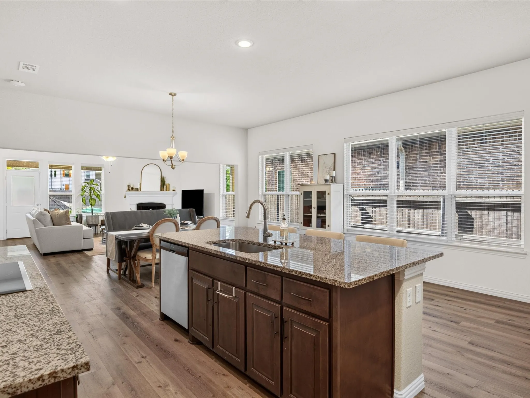 Single Family Residence For Sale in Collin County , 3121 Greymoore Drive, Anna, Texas 75409, 3 Bedroom, 2 Bathroom, 3 Garage spaces, 2,288 Sqft, built in 2022, mls#21358421, Real Estate Agent in Anna, Homes For Sale in Collin county, Homes For Sale in Anna, Realtor in Anna Texas, Real Estate Brokerage Independent Realty Texas, Luminita Cordes Realtor