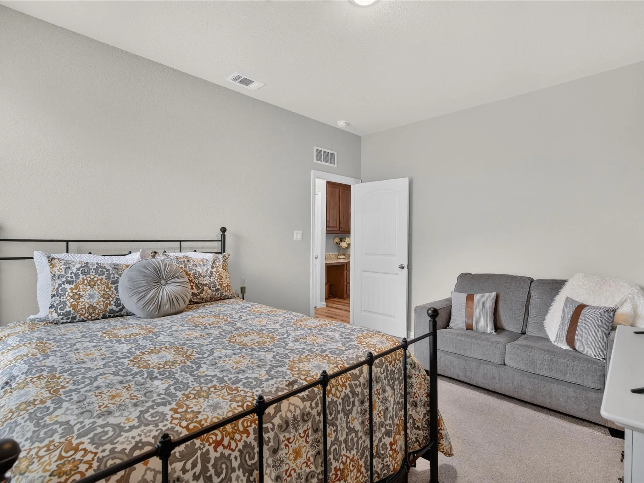 Single Family Residence For Sale in Collin County , 3121 Greymoore Drive, Anna, Texas 75409, 3 Bedroom, 2 Bathroom, 3 Garage spaces, 2,288 Sqft, built in 2022, mls#21358421, Real Estate Agent in Anna, Homes For Sale in Collin county, Homes For Sale in Anna, Realtor in Anna Texas, Real Estate Brokerage Independent Realty Texas, Luminita Cordes Realtor