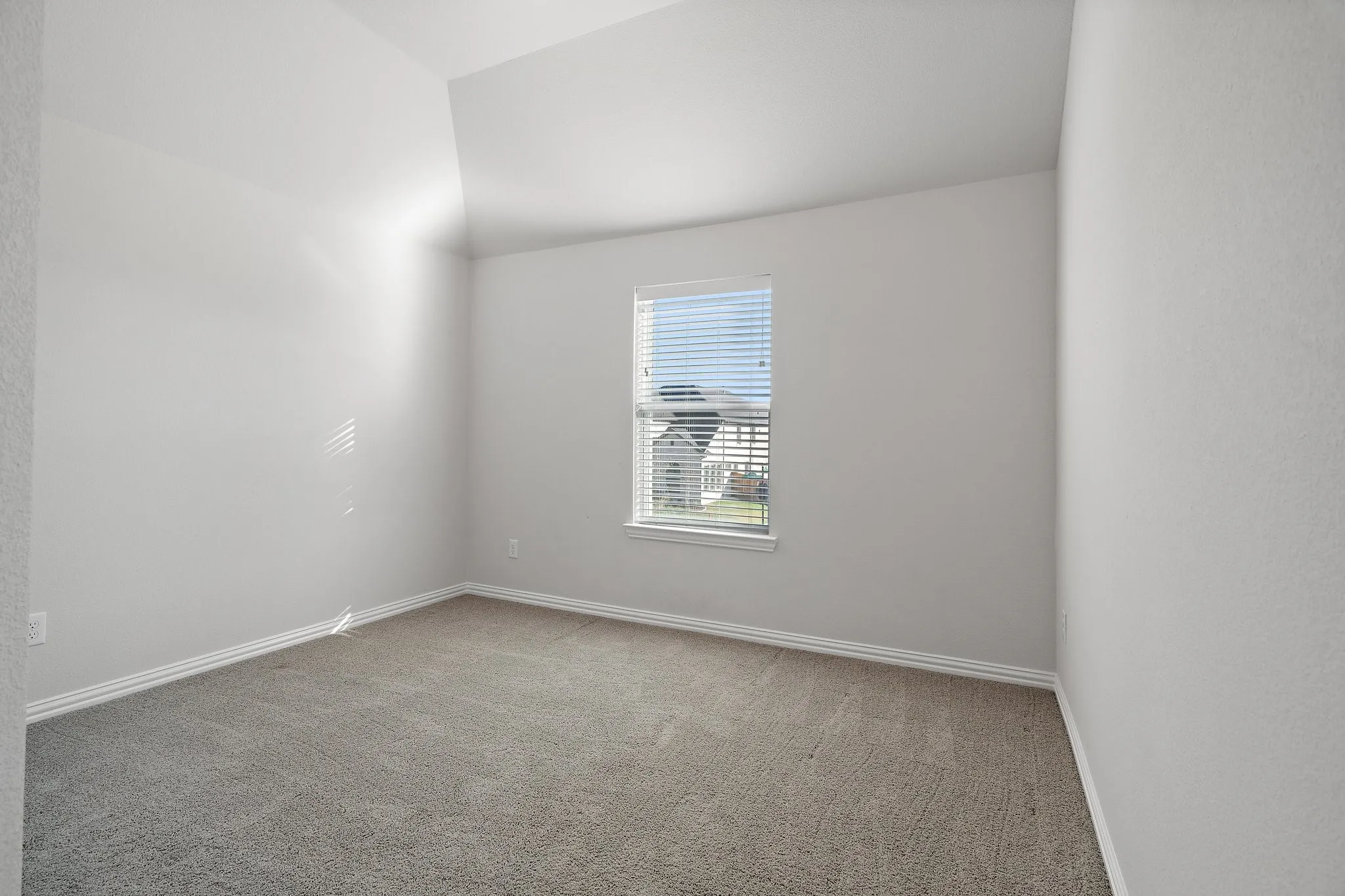 Single Family Residence For Rent in Denton County , 4320 Sandhills Lane, Prosper, Texas 75078, 5 Bedroom, 4 Bathroom, 2 Garage spaces, 3,413 Sqft, built in 2022, mls#21362664, Real Estate Agent in Prosper, Homes For Rent in Denton county, Homes For Rent in Prosper, Realtor in Prosper Texas, Real Estate Brokerage Independent Realty Texas, Luminita Cordes Realtor