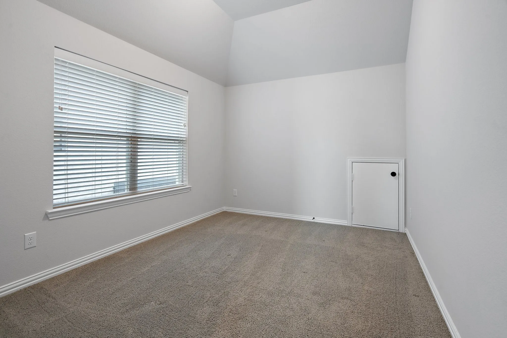 Single Family Residence For Rent in Denton County , 4320 Sandhills Lane, Prosper, Texas 75078, 5 Bedroom, 4 Bathroom, 2 Garage spaces, 3,413 Sqft, built in 2022, mls#21362664, Real Estate Agent in Prosper, Homes For Rent in Denton county, Homes For Rent in Prosper, Realtor in Prosper Texas, Real Estate Brokerage Independent Realty Texas, Luminita Cordes Realtor