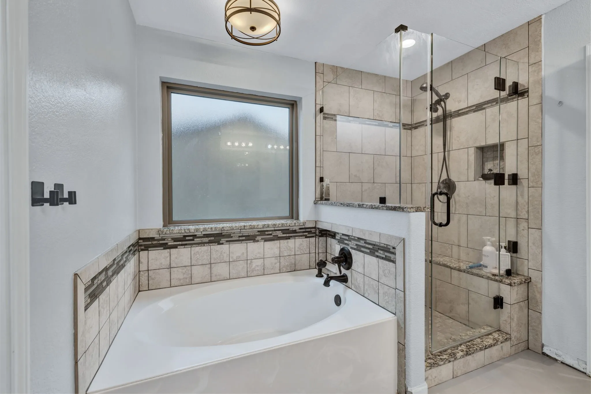 Single Family Residence For Sale in Denton County , 317 Benton Drive, Roanoke, Texas 76262, 4 Bedroom, 3 Bathroom, 2 Garage spaces, 2,788 Sqft, built in 2001, mls#21366004, Real Estate Agent in Roanoke, Homes For Sale in Denton county, Homes For Sale in Roanoke, Realtor in Roanoke Texas, Real Estate Brokerage Independent Realty Texas, Luminita Cordes Realtor